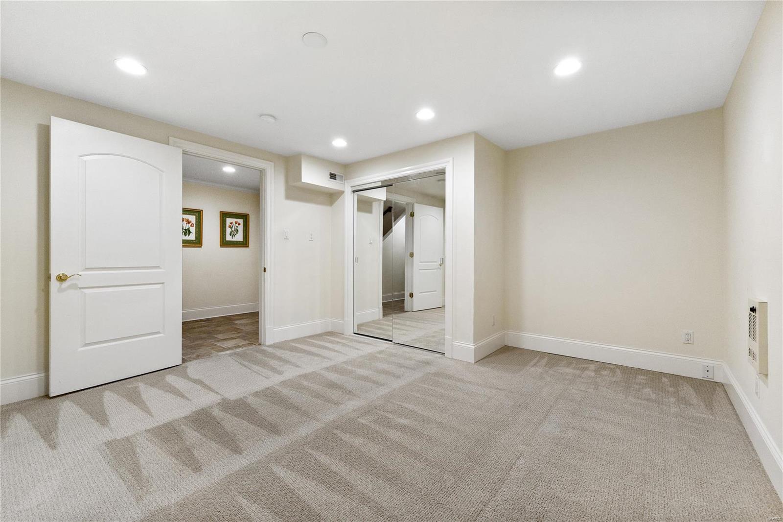 Villas of Clayton Gardens - Residential