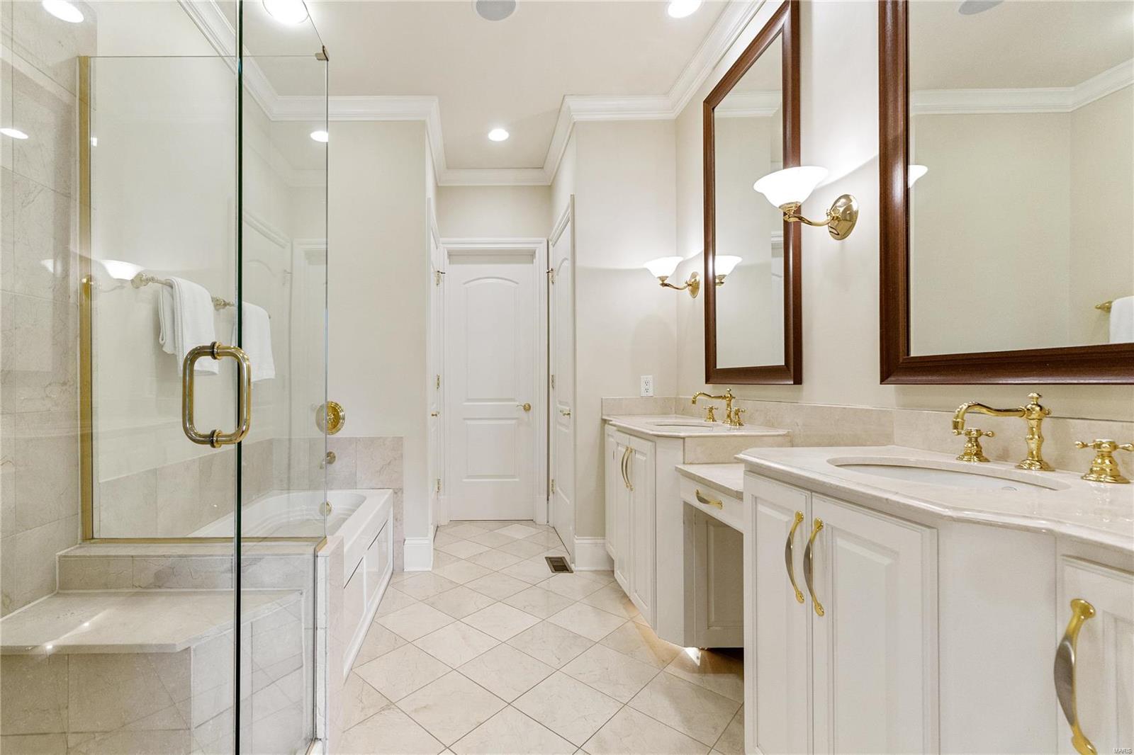 Villas of Clayton Gardens - Residential