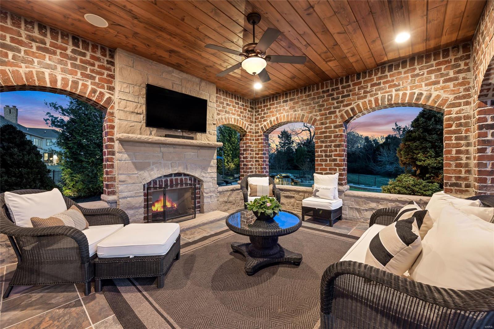 Lafayette Crossing - Residential