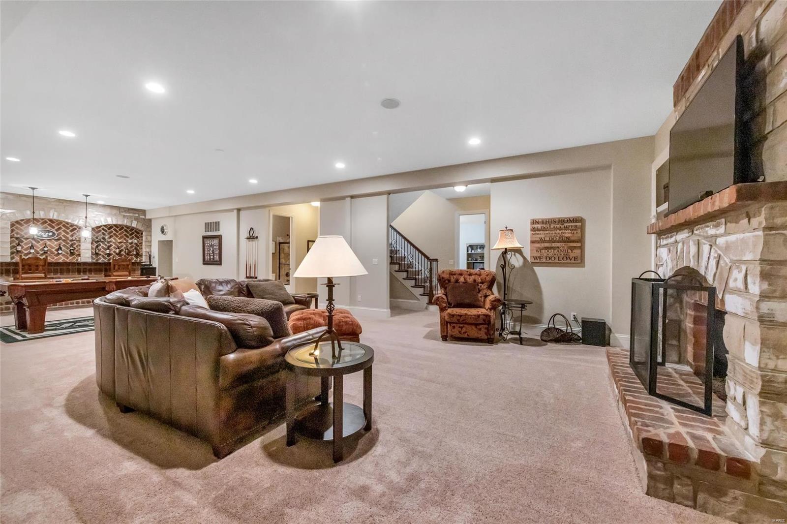 Lafayette Crossing - Residential