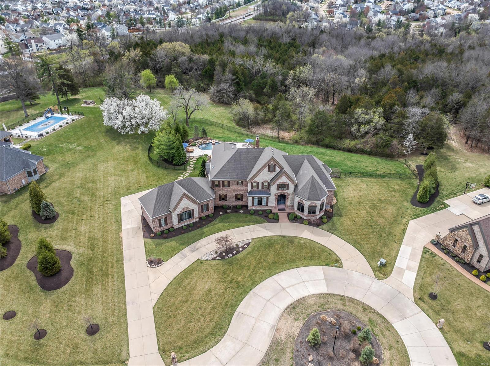 Lafayette Crossing - Residential