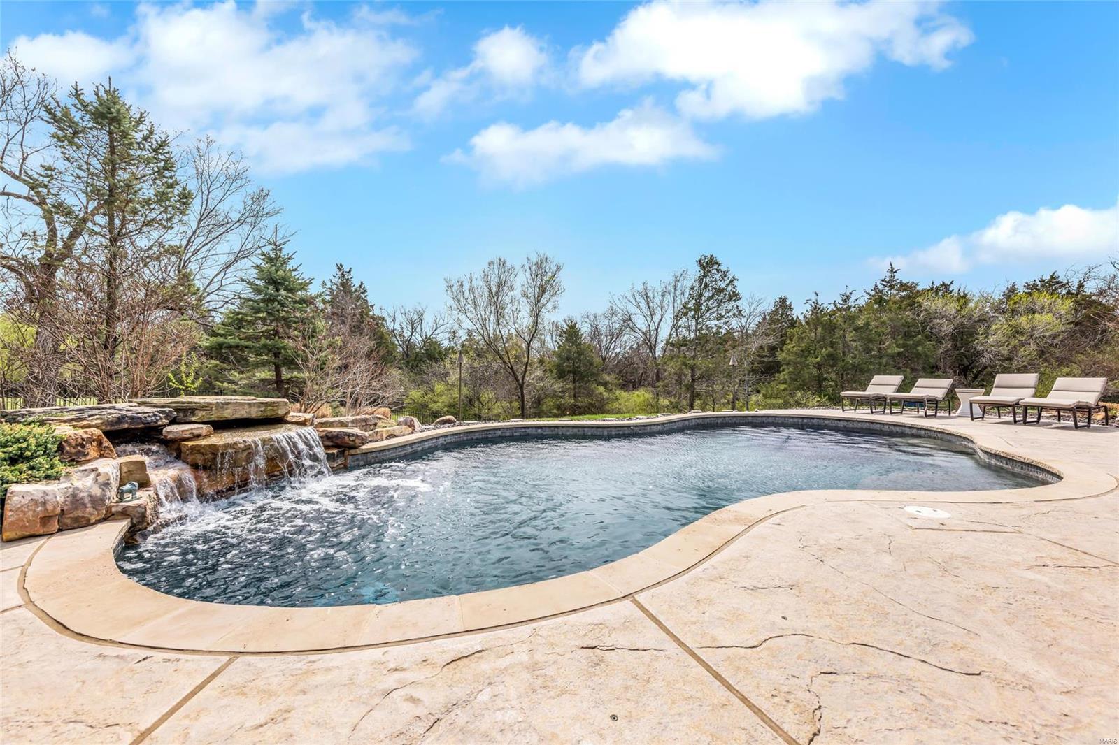 Lafayette Crossing - Residential