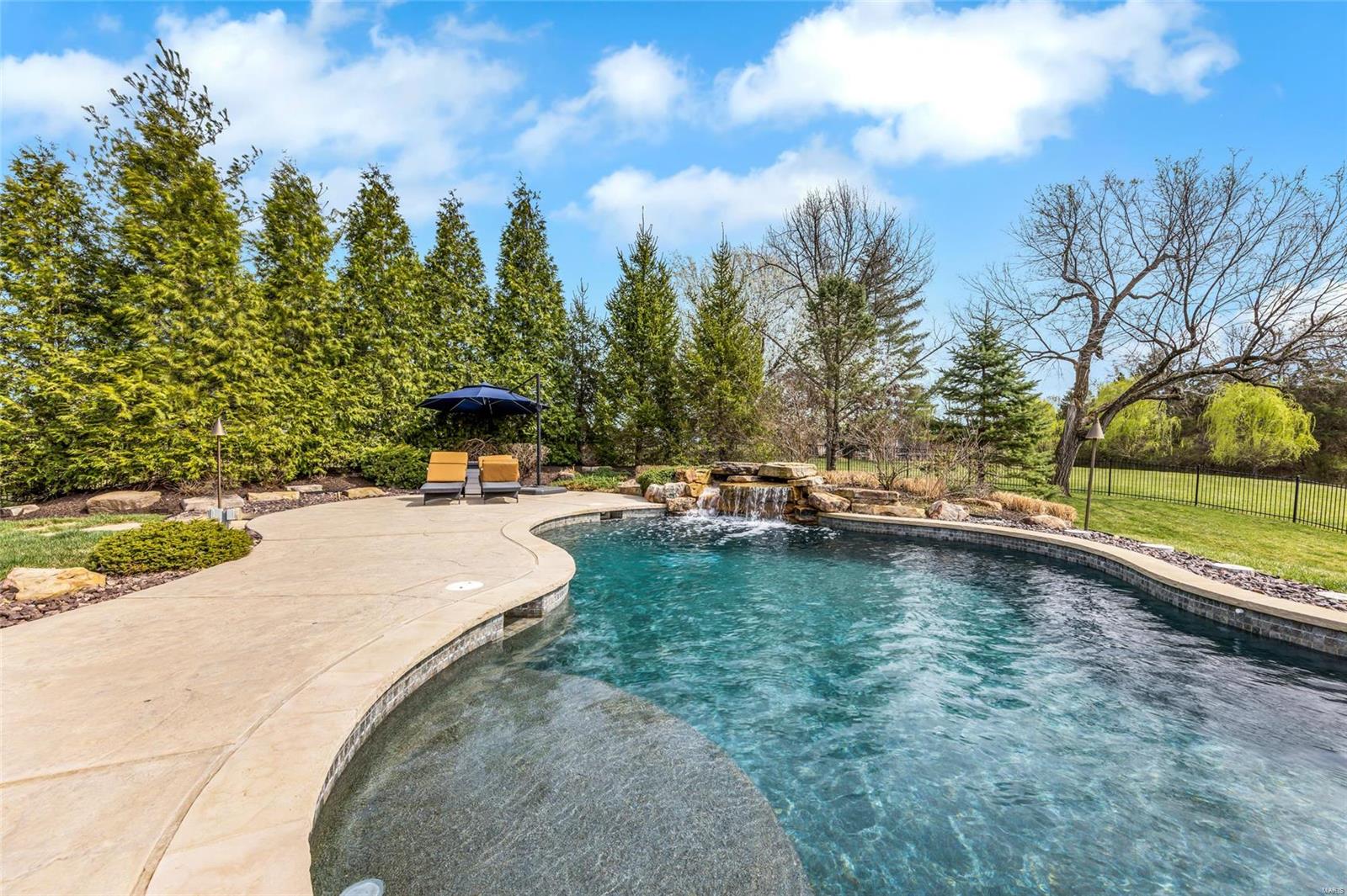 Lafayette Crossing - Residential