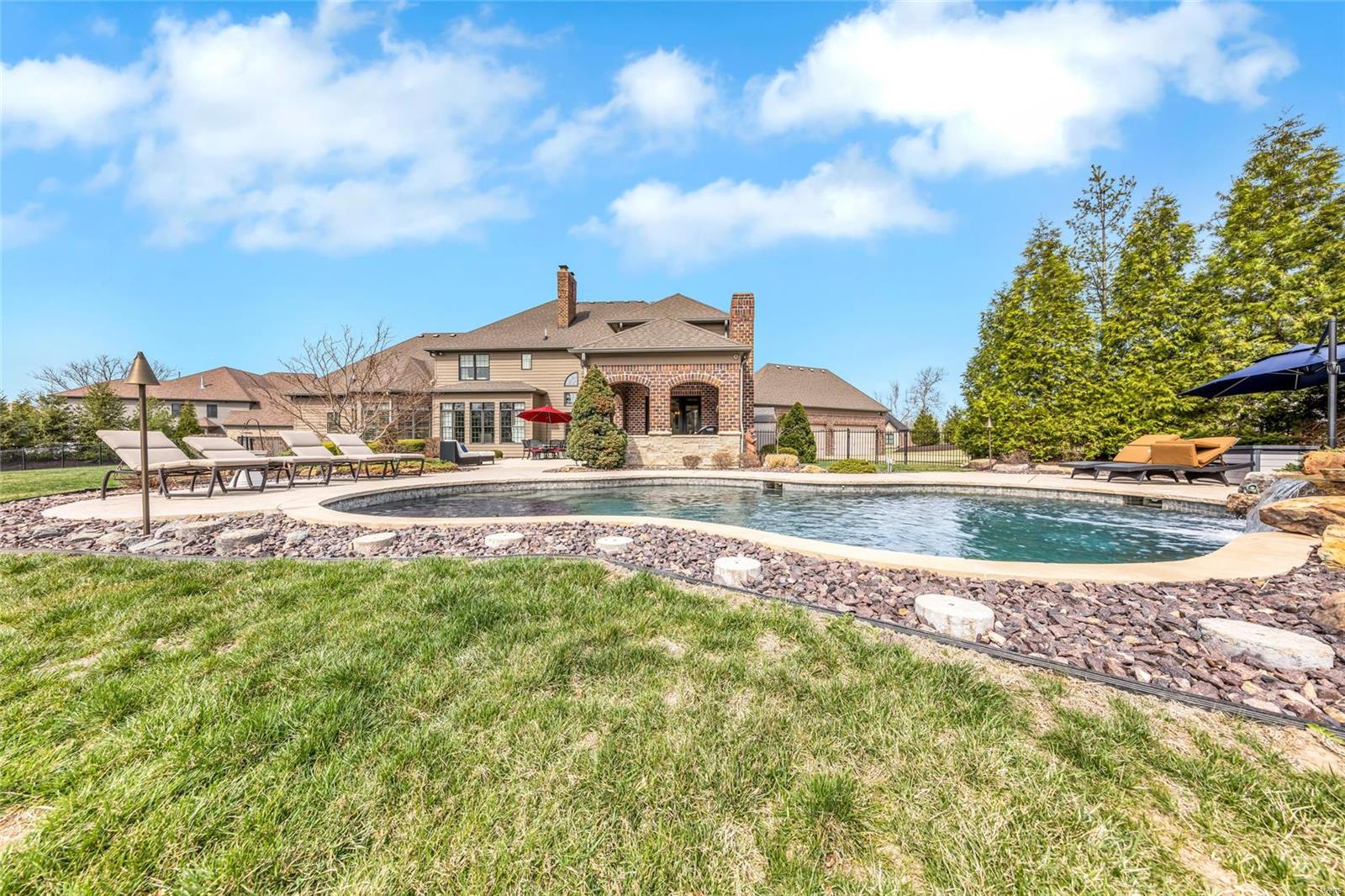 Lafayette Crossing - Residential