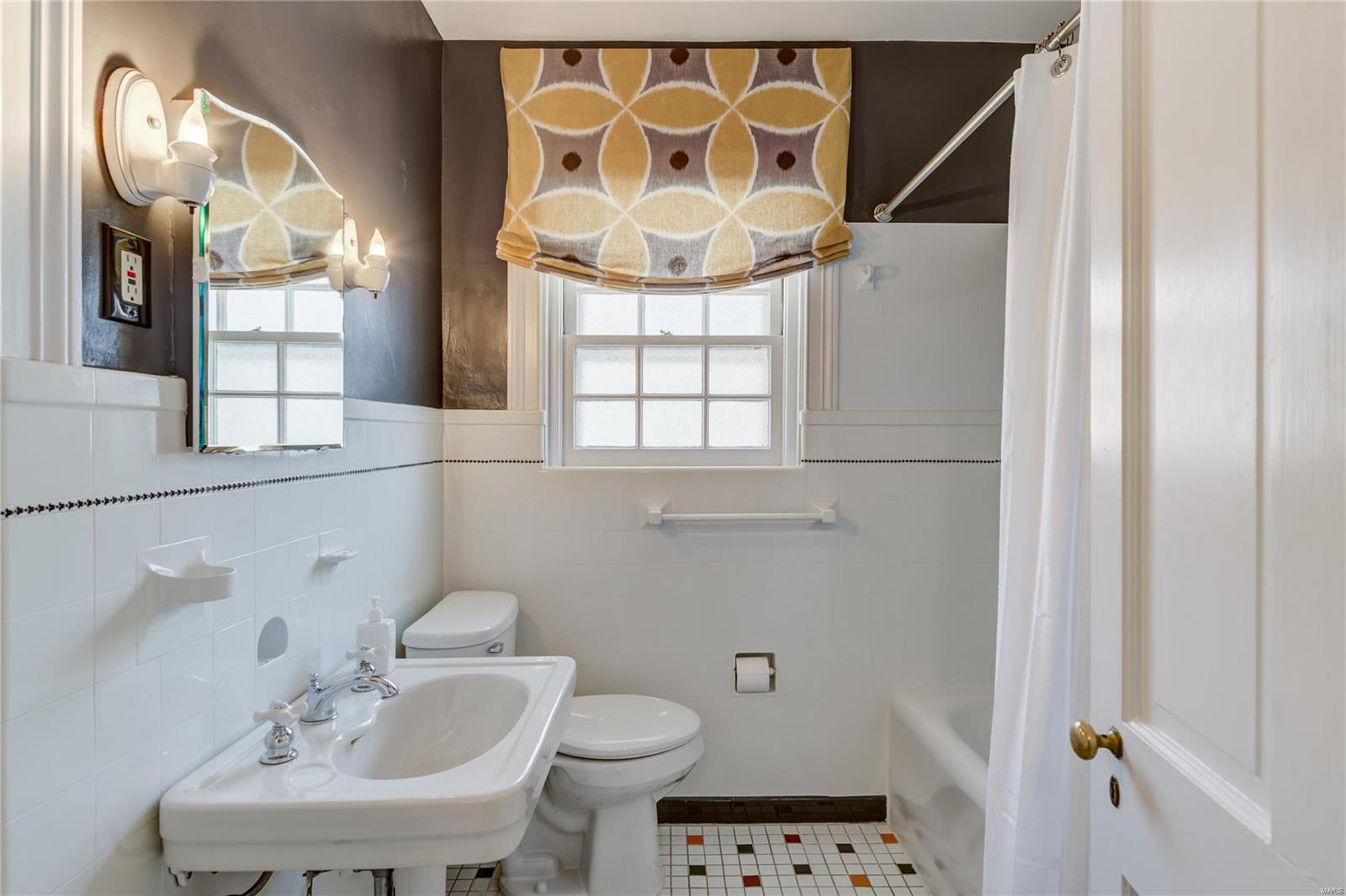 Country Club Place - Residential