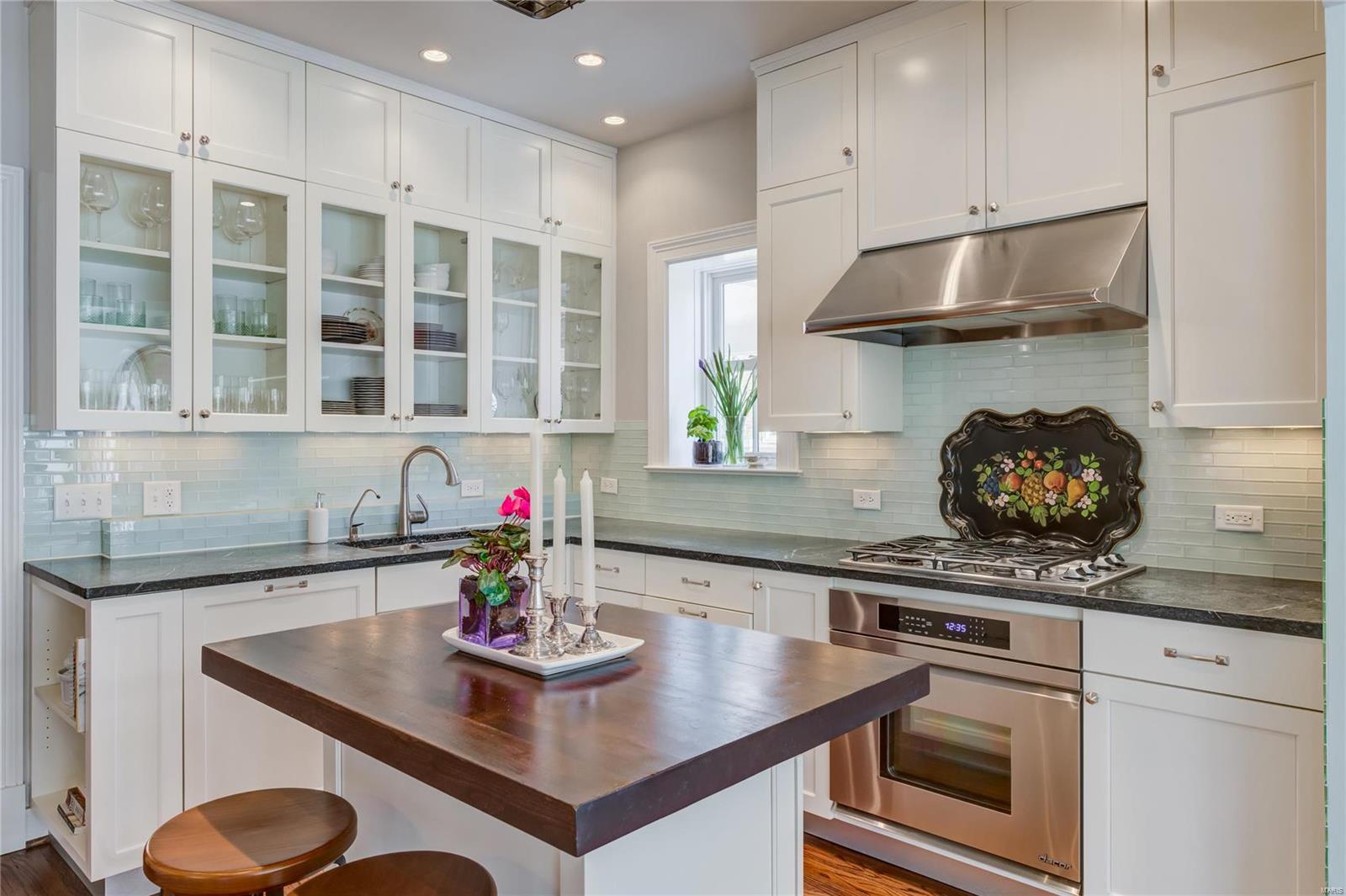 Country Club Place - Residential