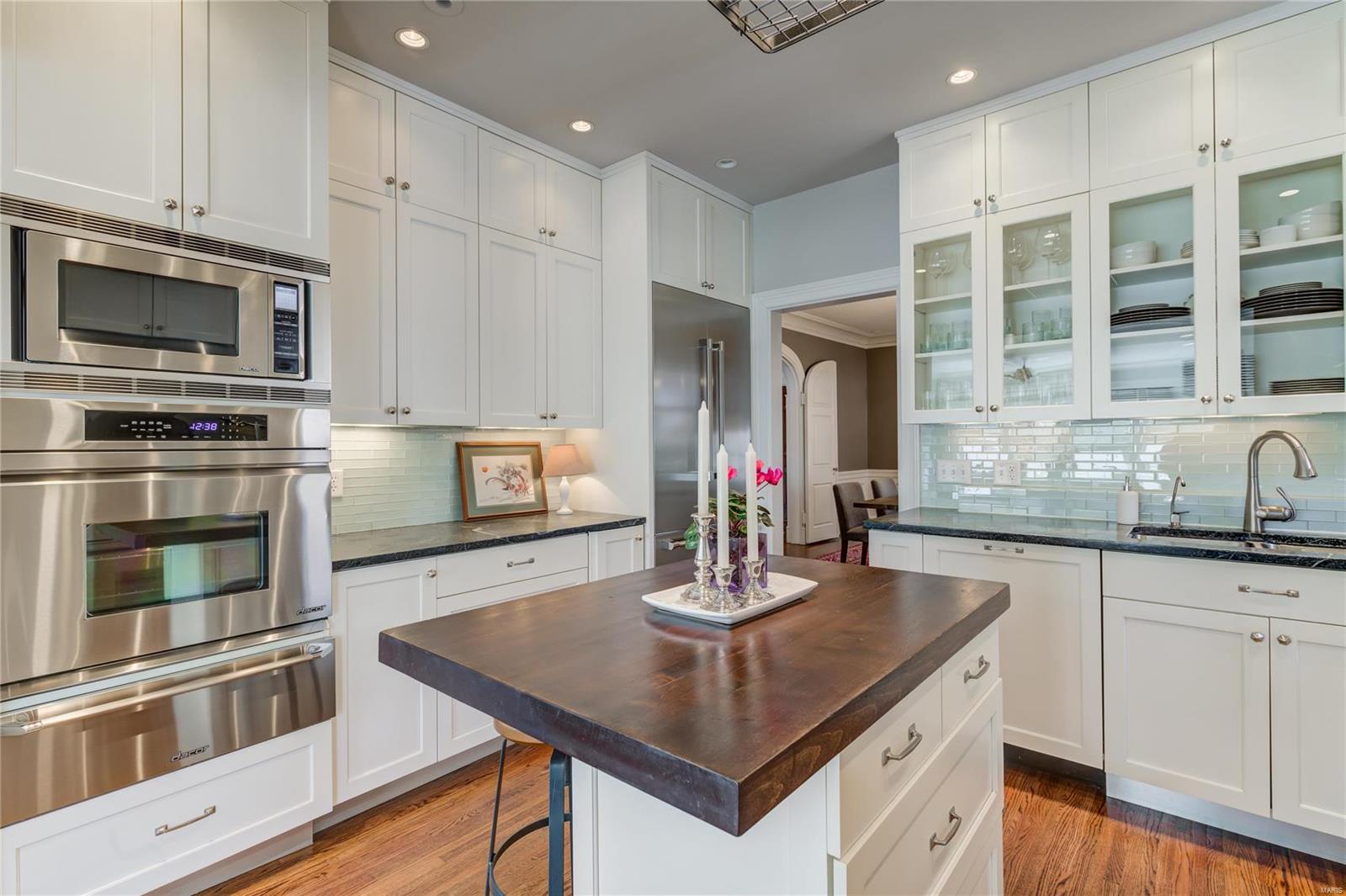 Country Club Place - Residential