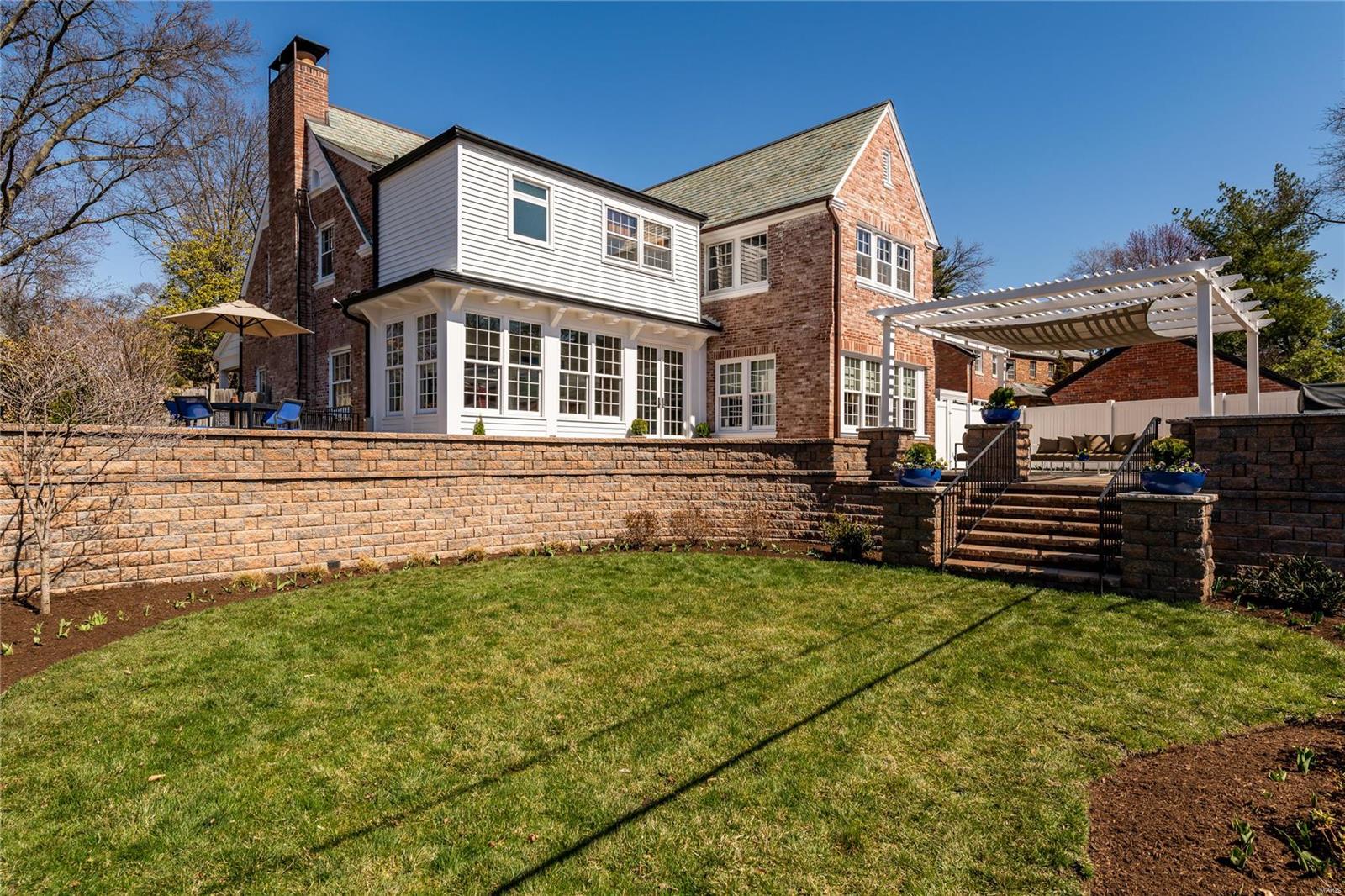 Country Club Place - Residential