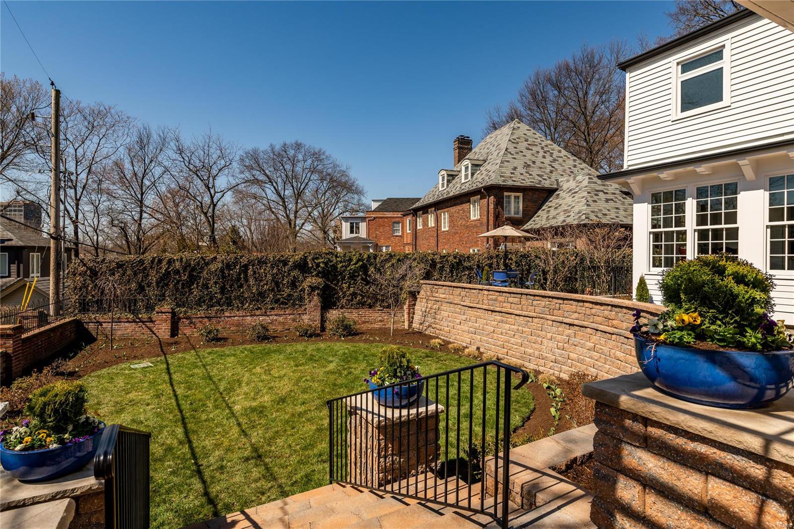 Country Club Place - Residential