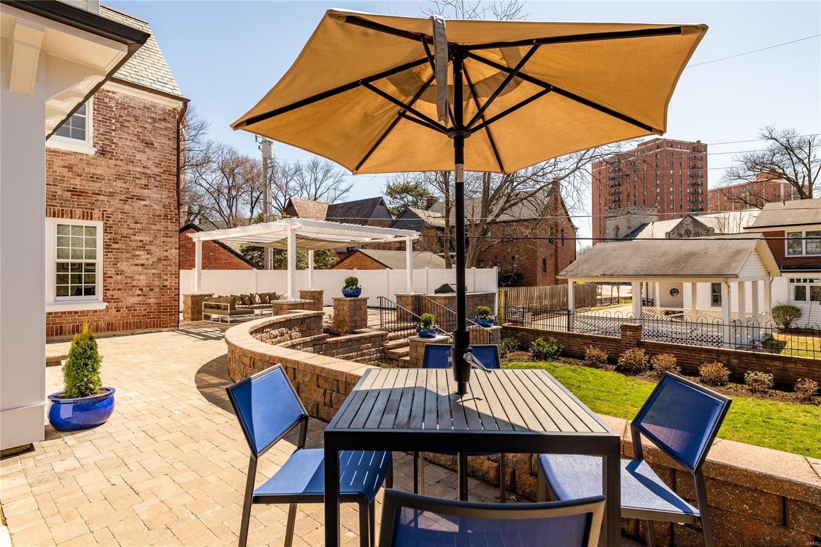 Country Club Place - Residential