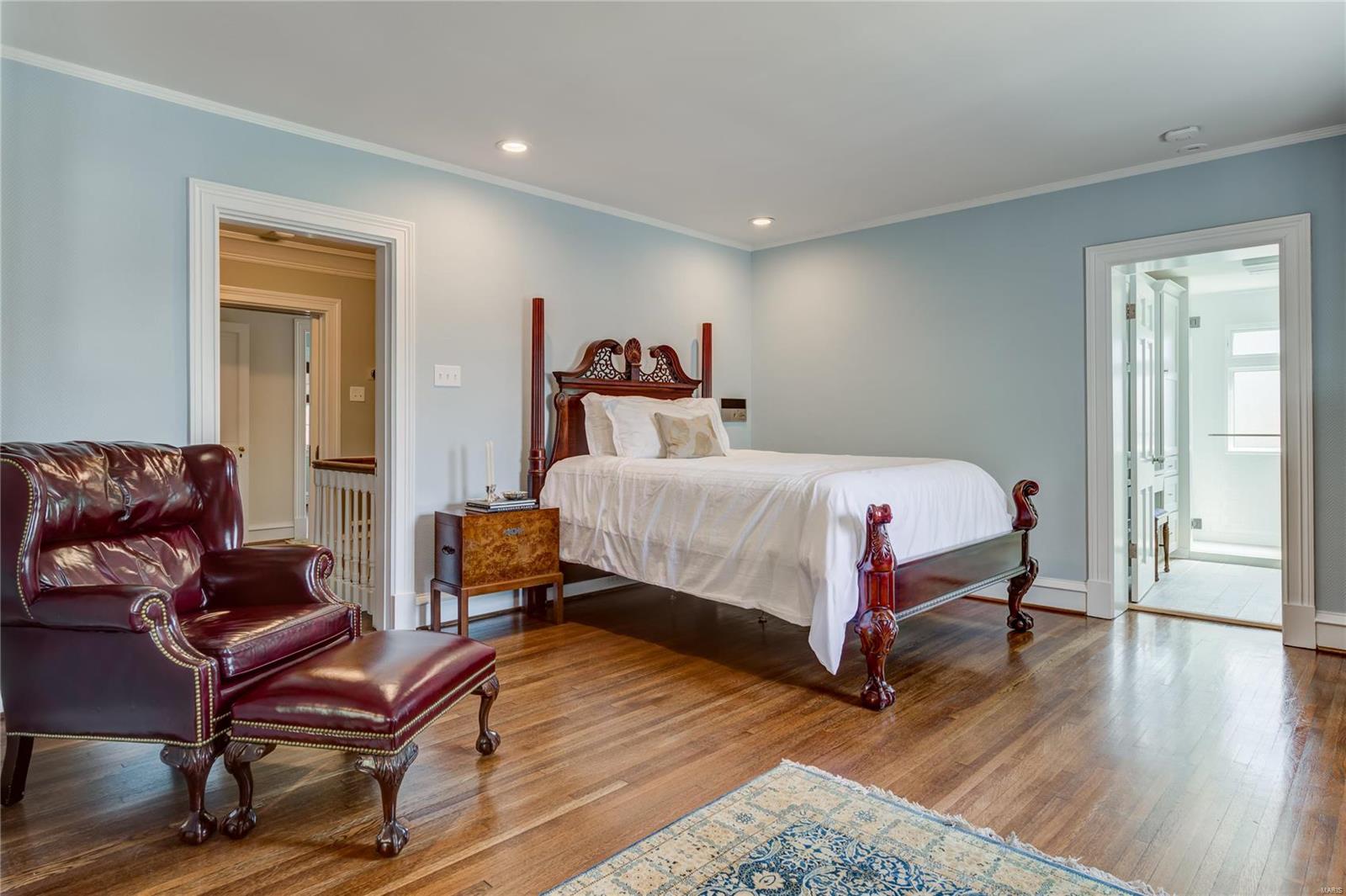 Country Club Place - Residential