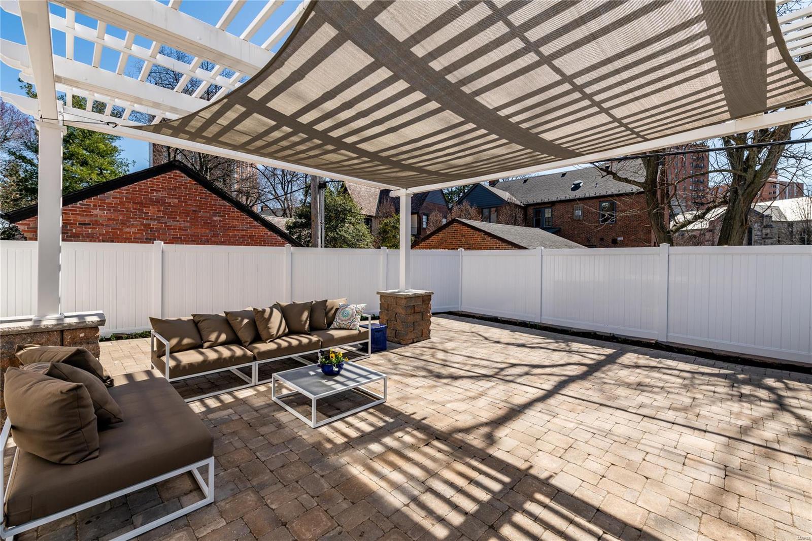 Country Club Place - Residential