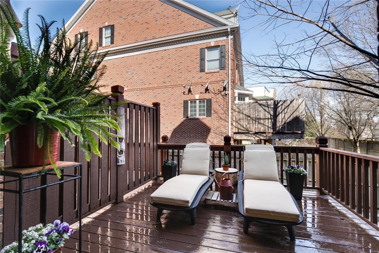 Parkside Twnhs - Residential