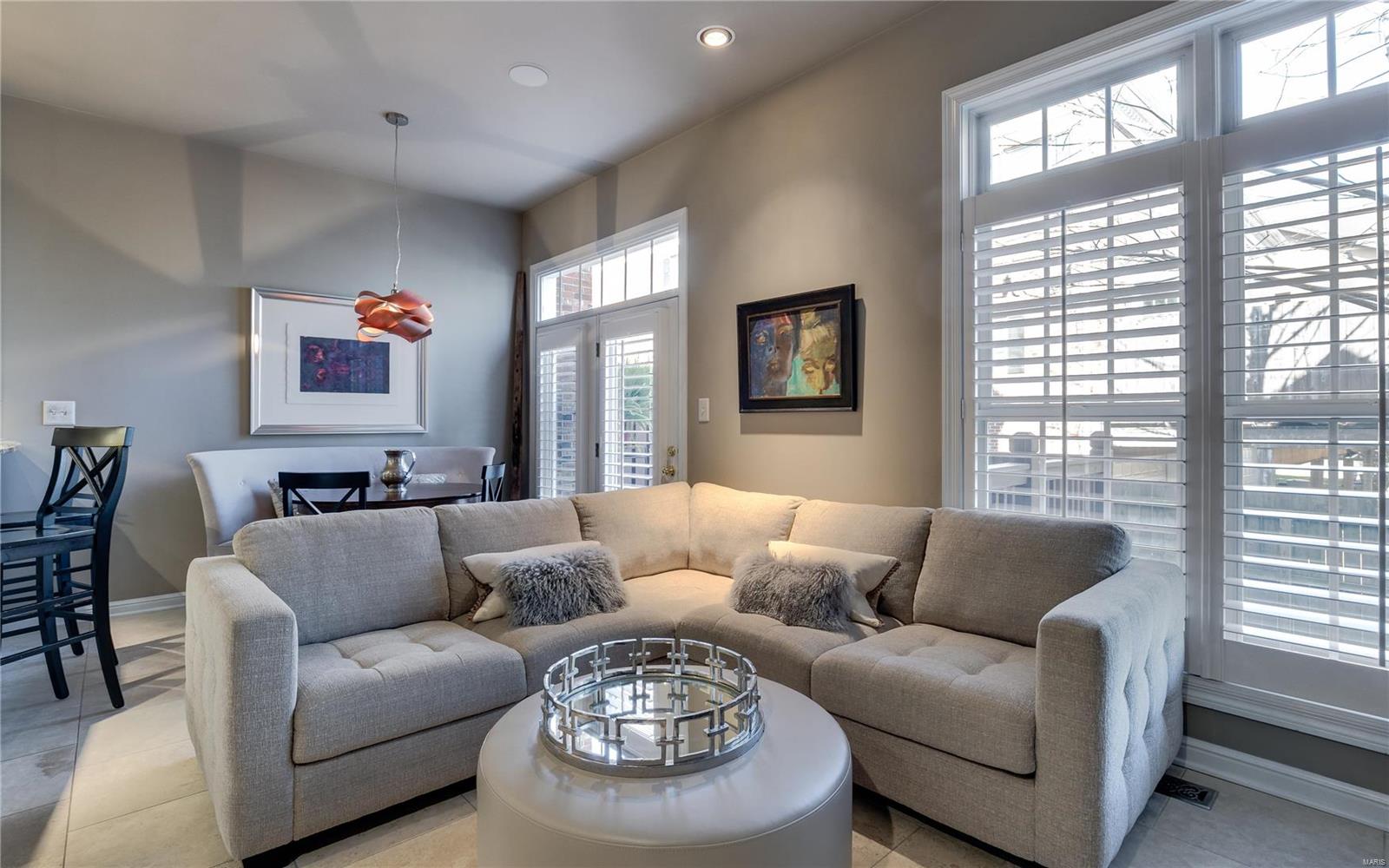 Parkside Twnhs - Residential