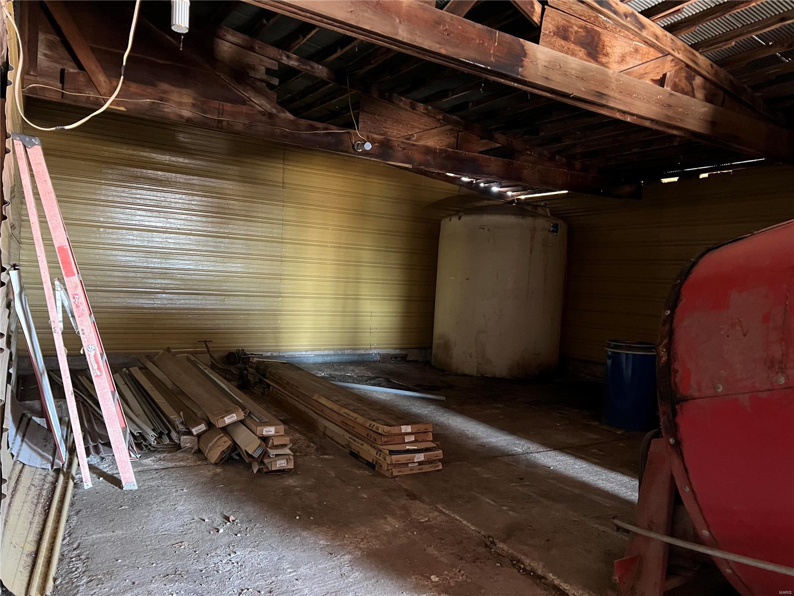 na - Commercial Sale