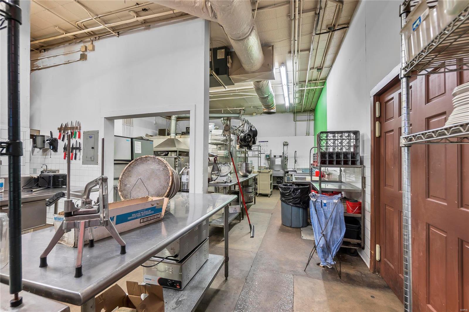 Range Csandford Ellis - Commercial Sale