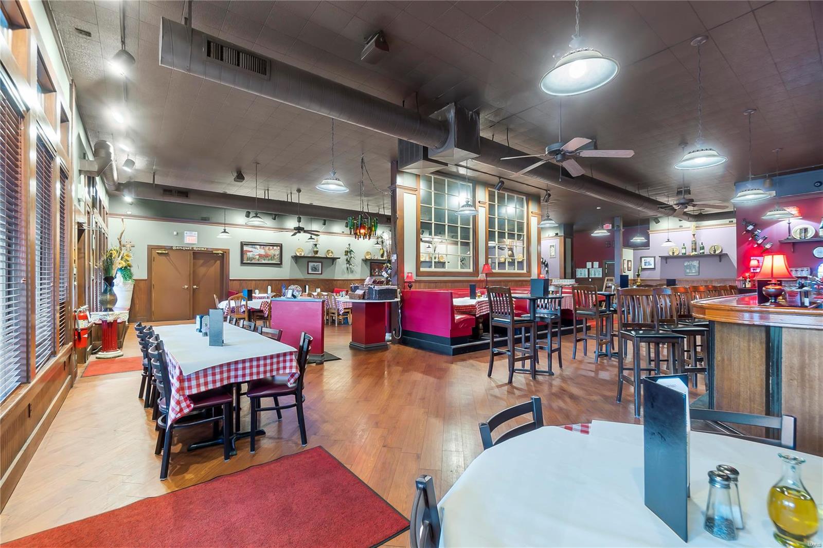 Range Csandford Ellis - Commercial Sale