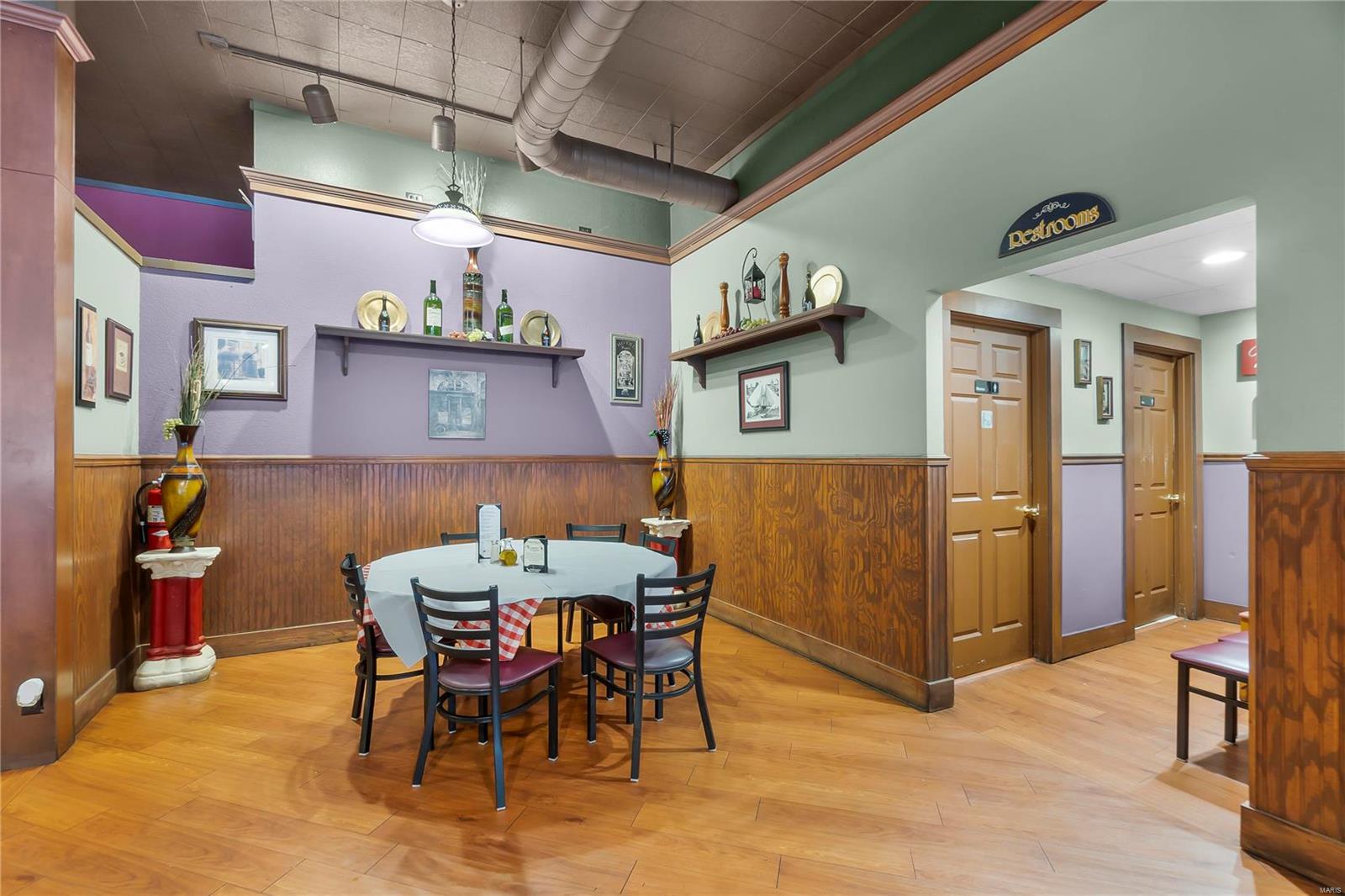 Range Csandford Ellis - Commercial Sale