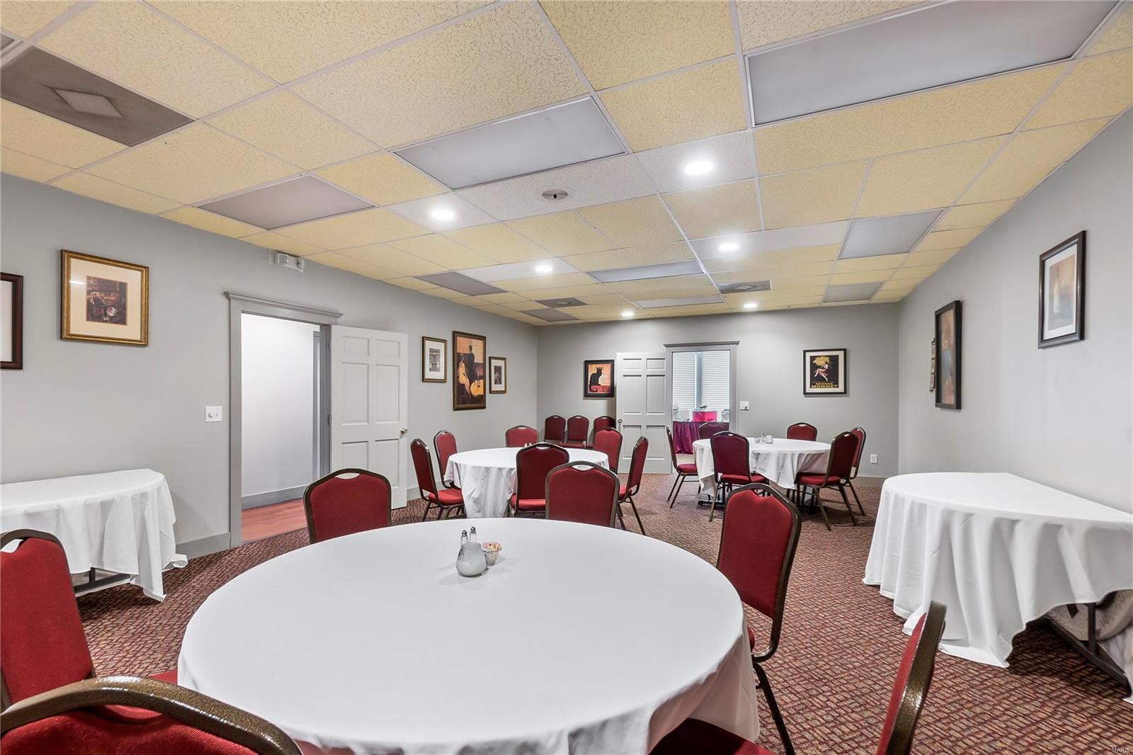 Range Csandford Ellis - Commercial Sale