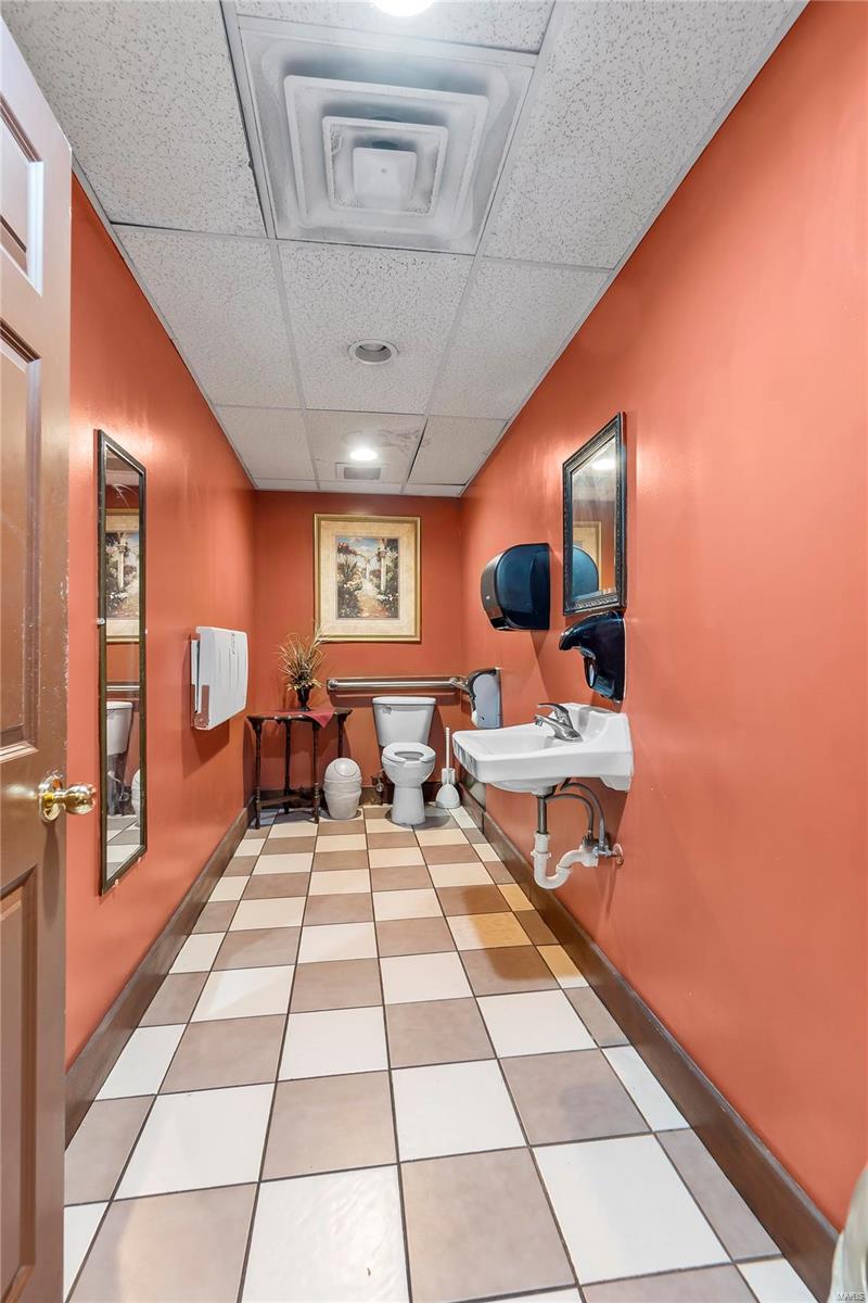 Range Csandford Ellis - Commercial Sale