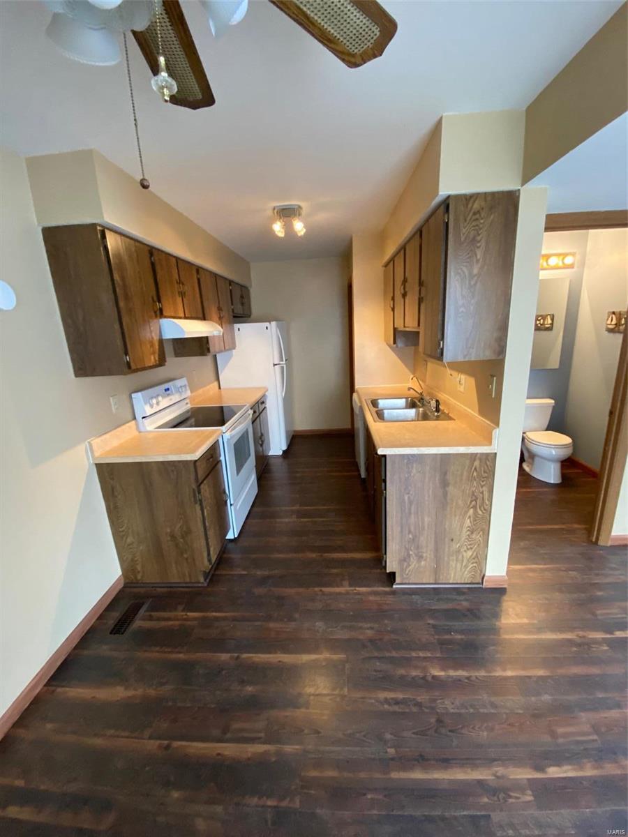 Marie Estate Condos - Residential