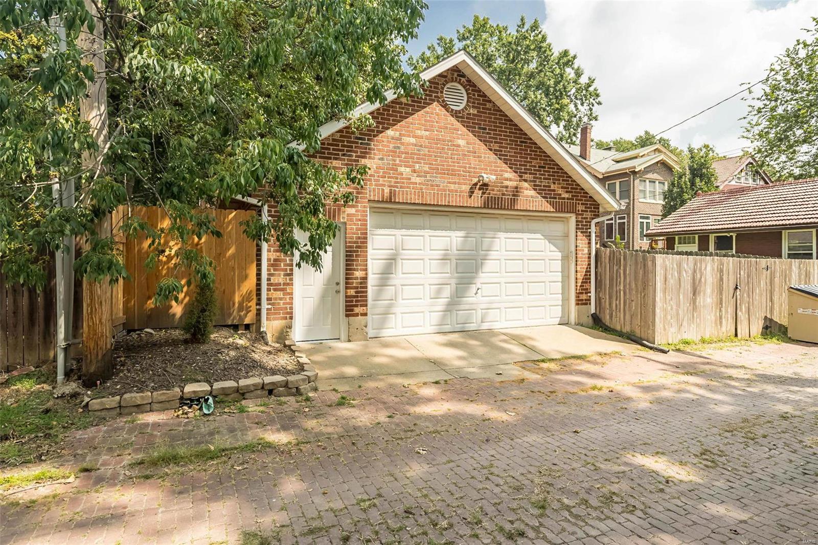 Ames Place - Residential