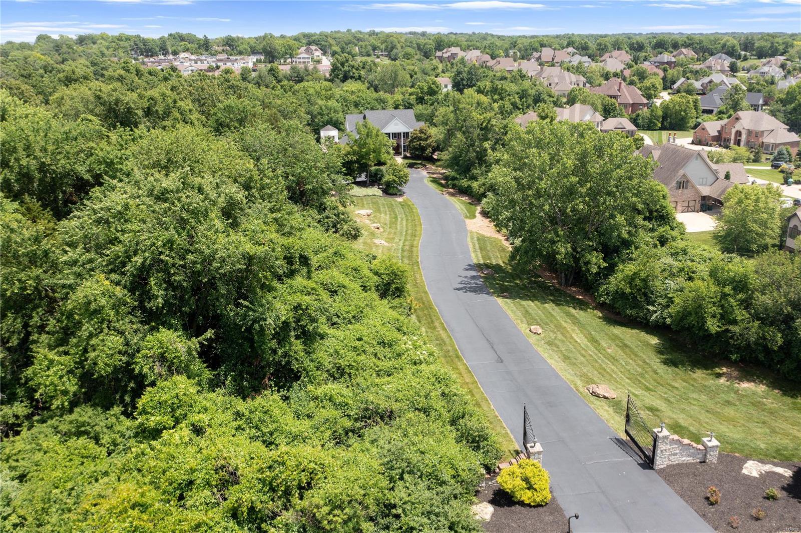 Manors Way Town & Co - Residential