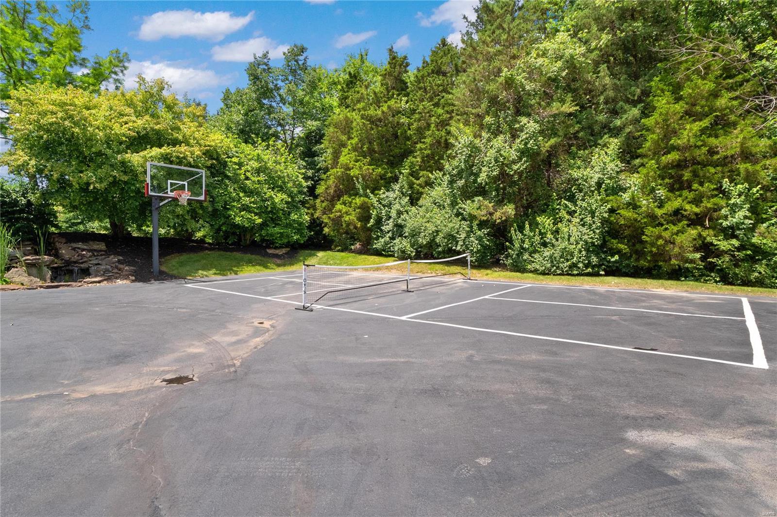 Manors Way Town & Co - Residential