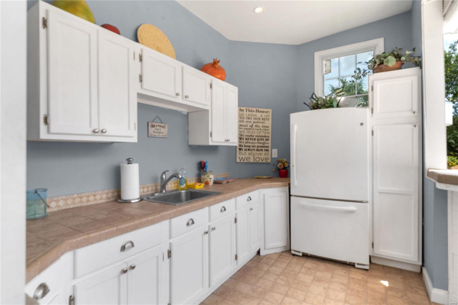 Manors Way Town & Co - Residential