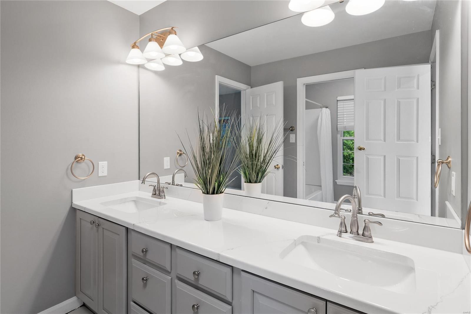 Manors Way Town & Co - Residential