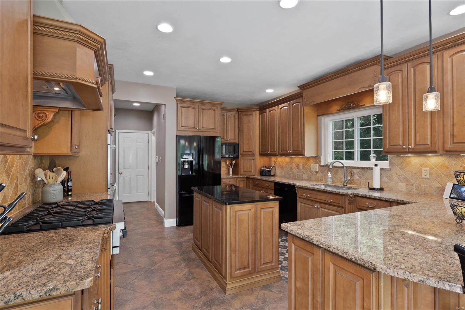 Manors Way Town & Co - Residential