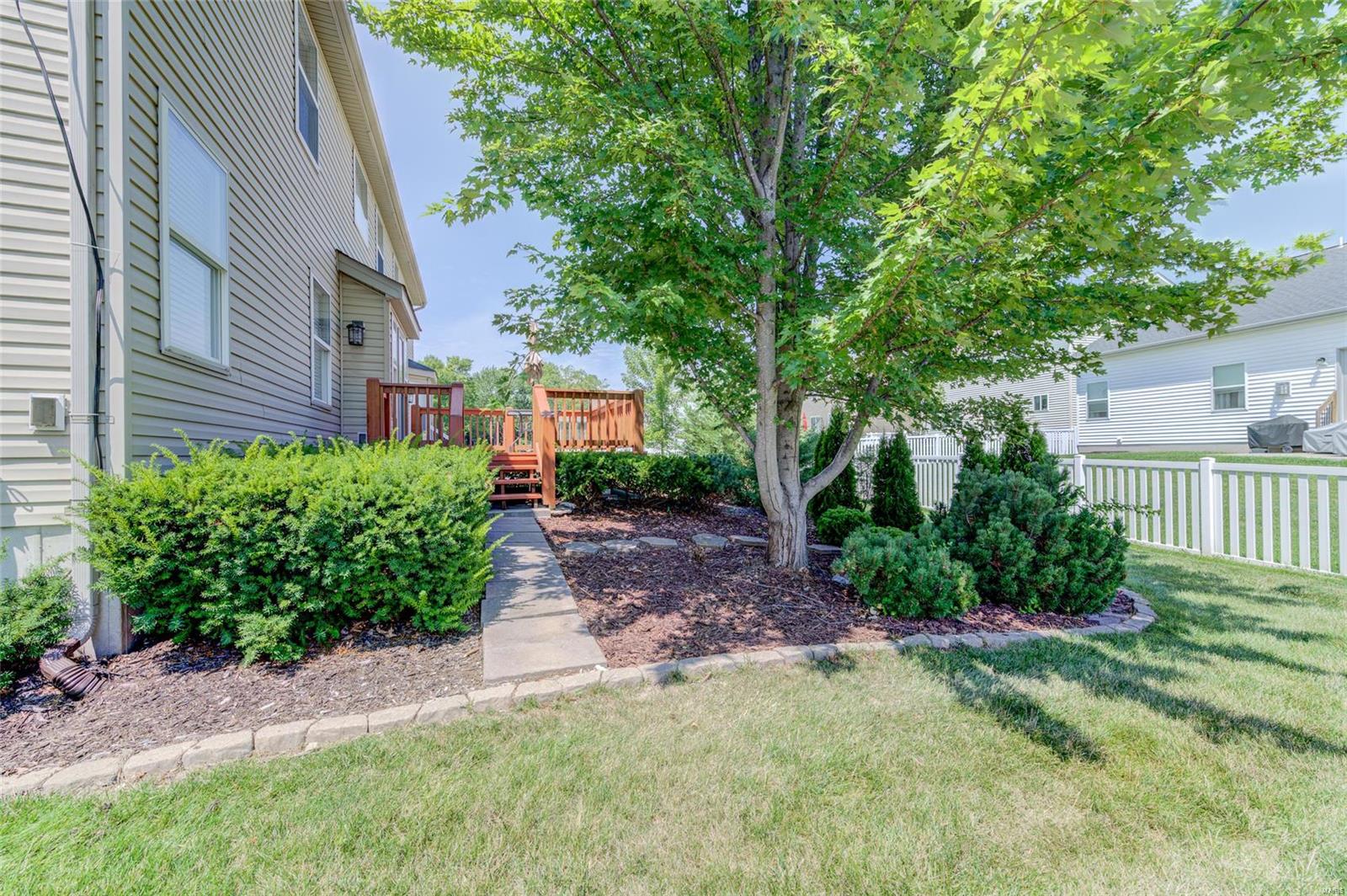 Countryshire #10 - Residential