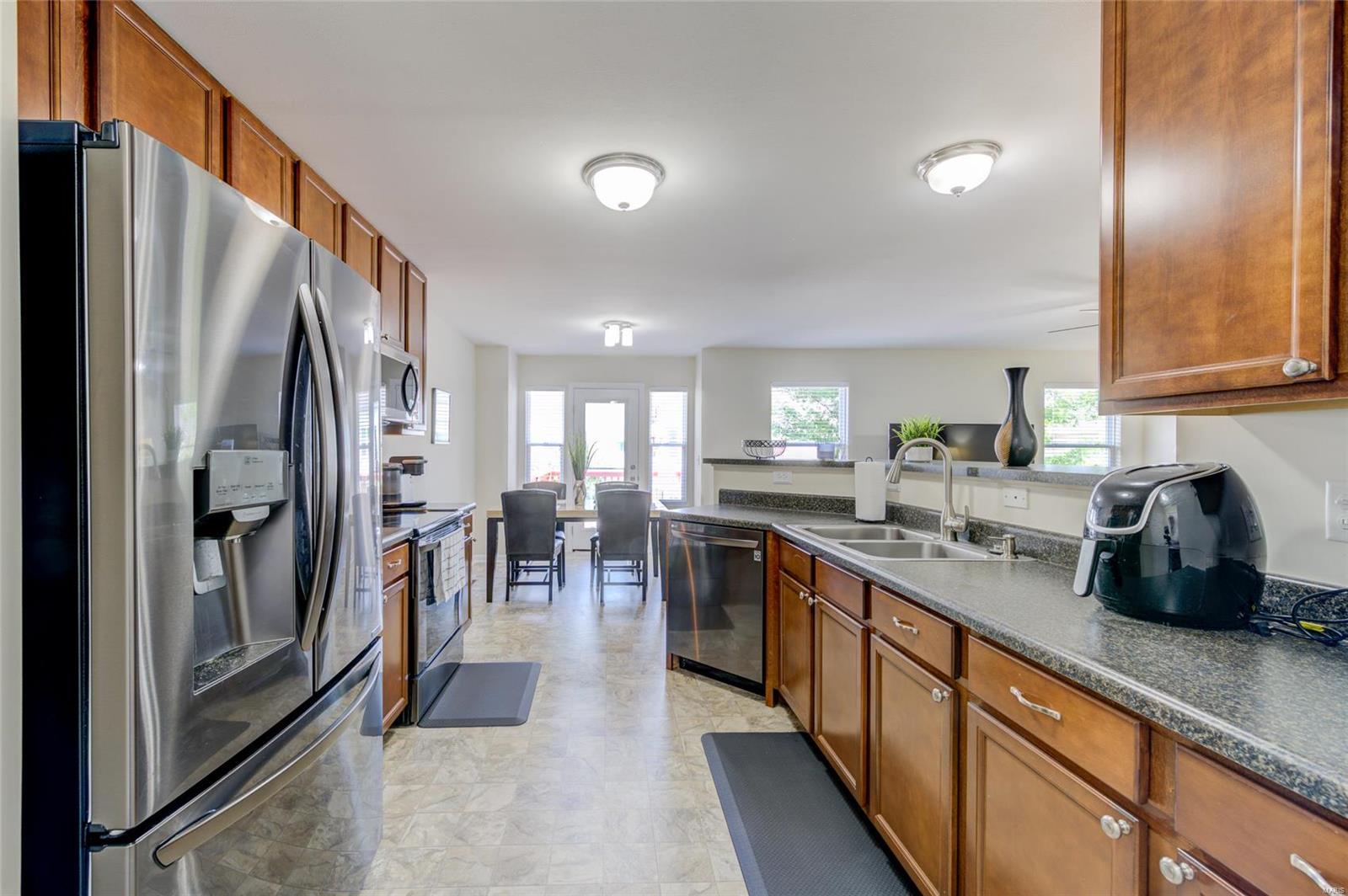 Countryshire #10 - Residential