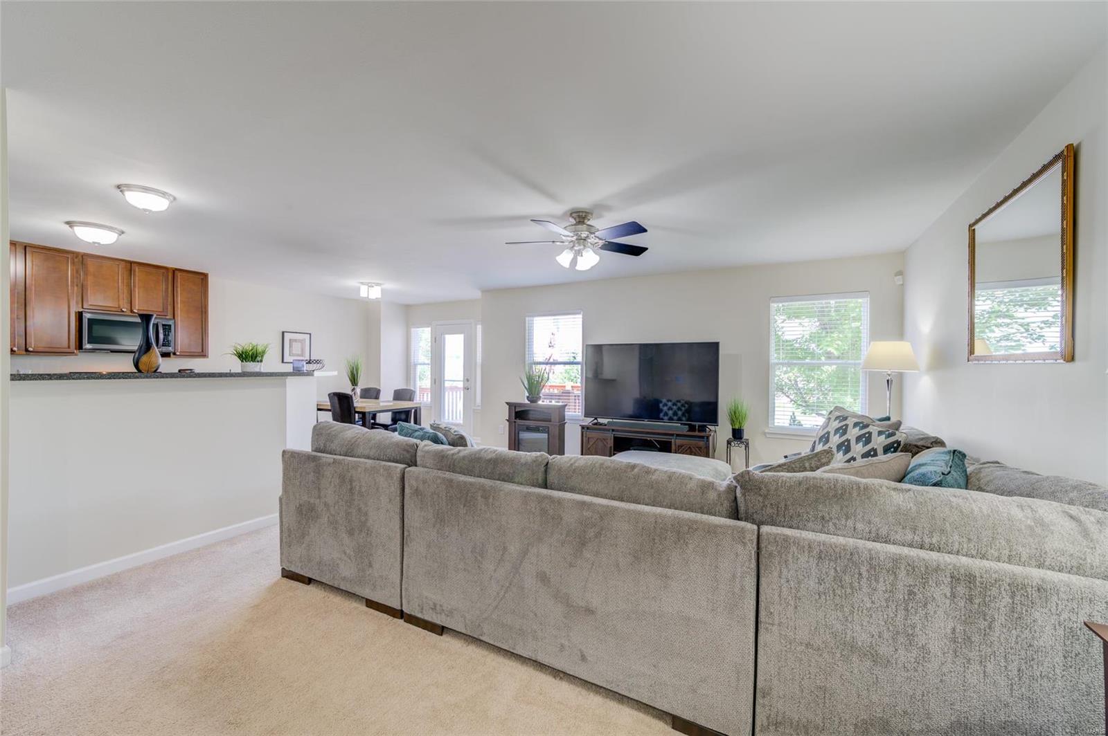 Countryshire #10 - Residential