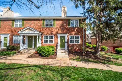 1528 Thrush Terrace Brentwood MO 63144