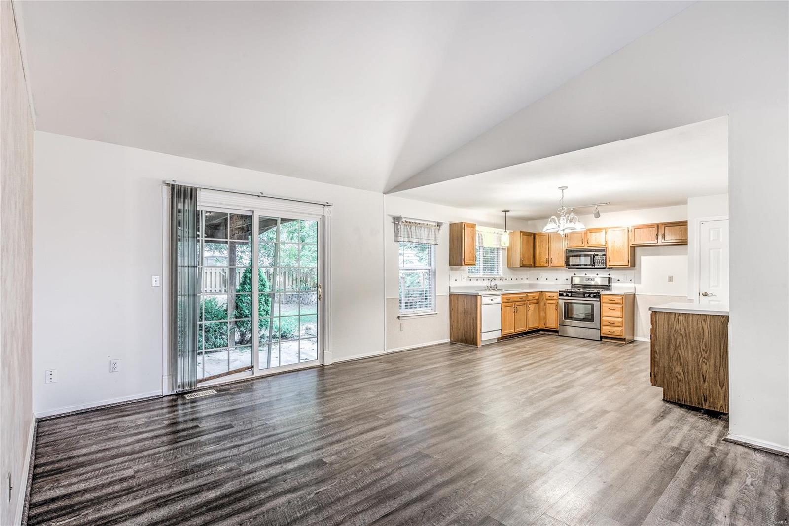 Royallsprings #2 - Residential