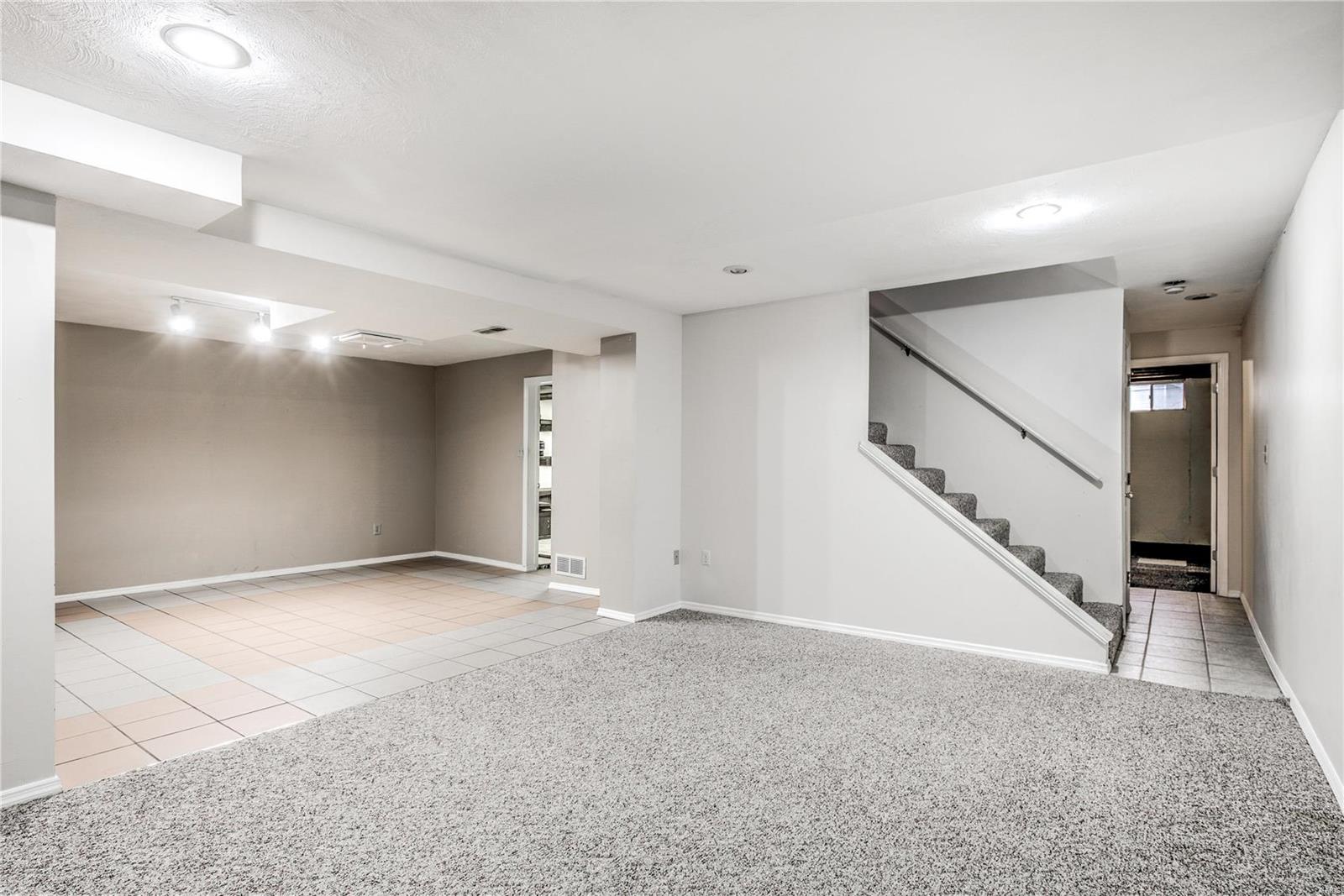 Royallsprings #2 - Residential