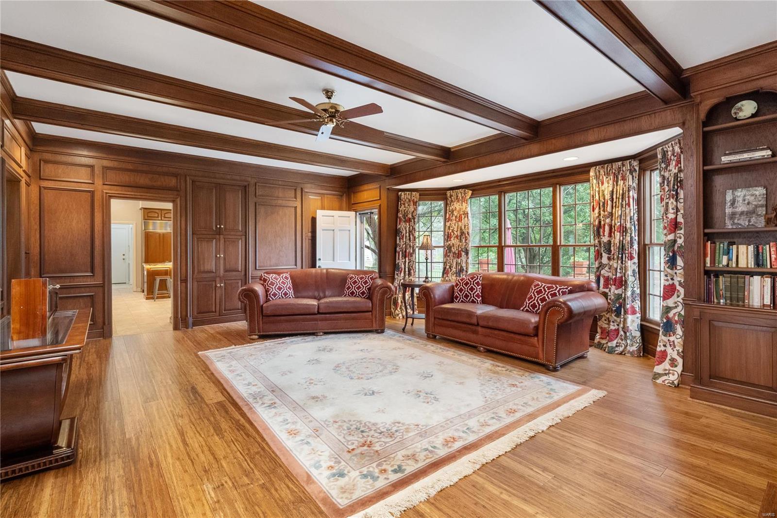 Steeplechase Lane - Residential