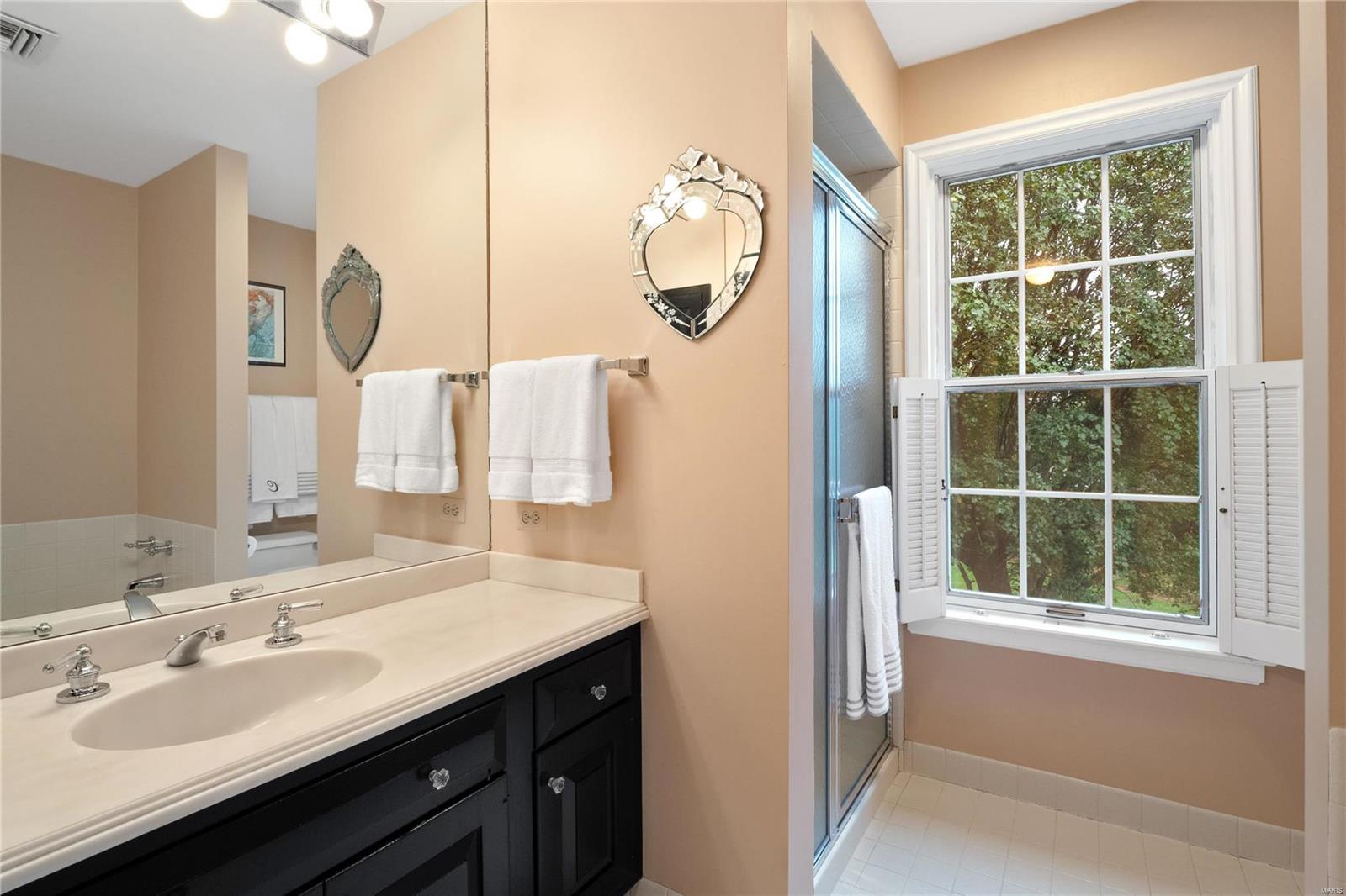 Steeplechase Lane - Residential