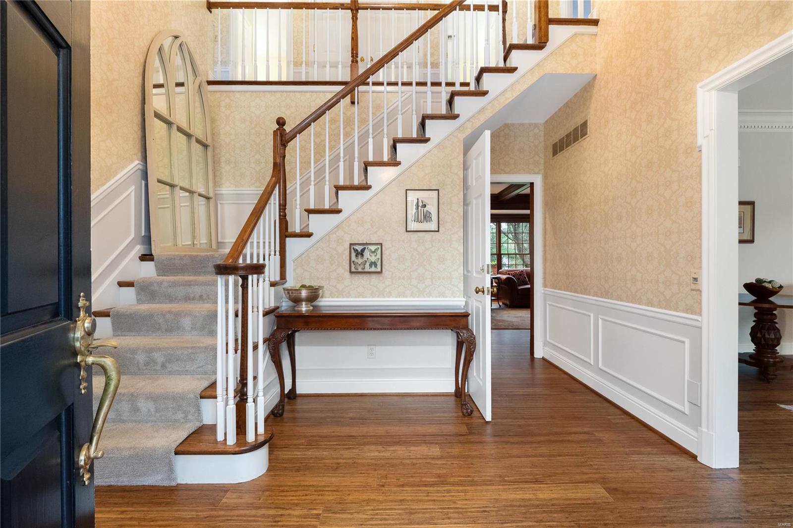 Steeplechase Lane - Residential