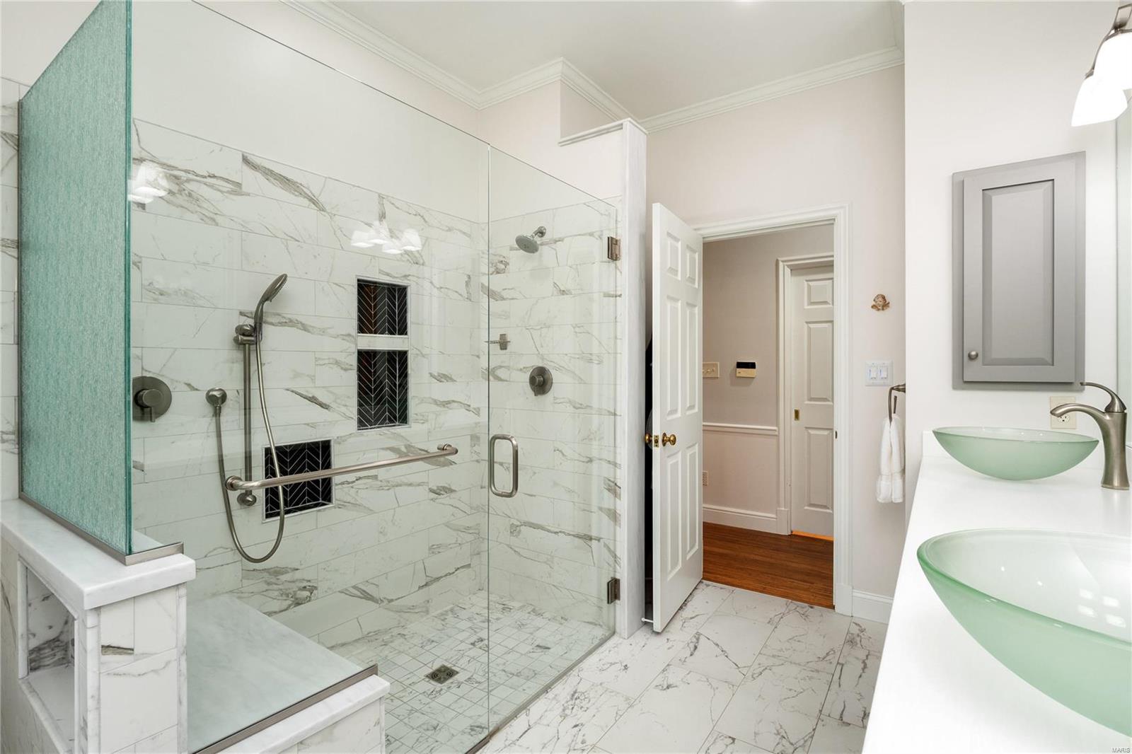 Steeplechase Lane - Residential