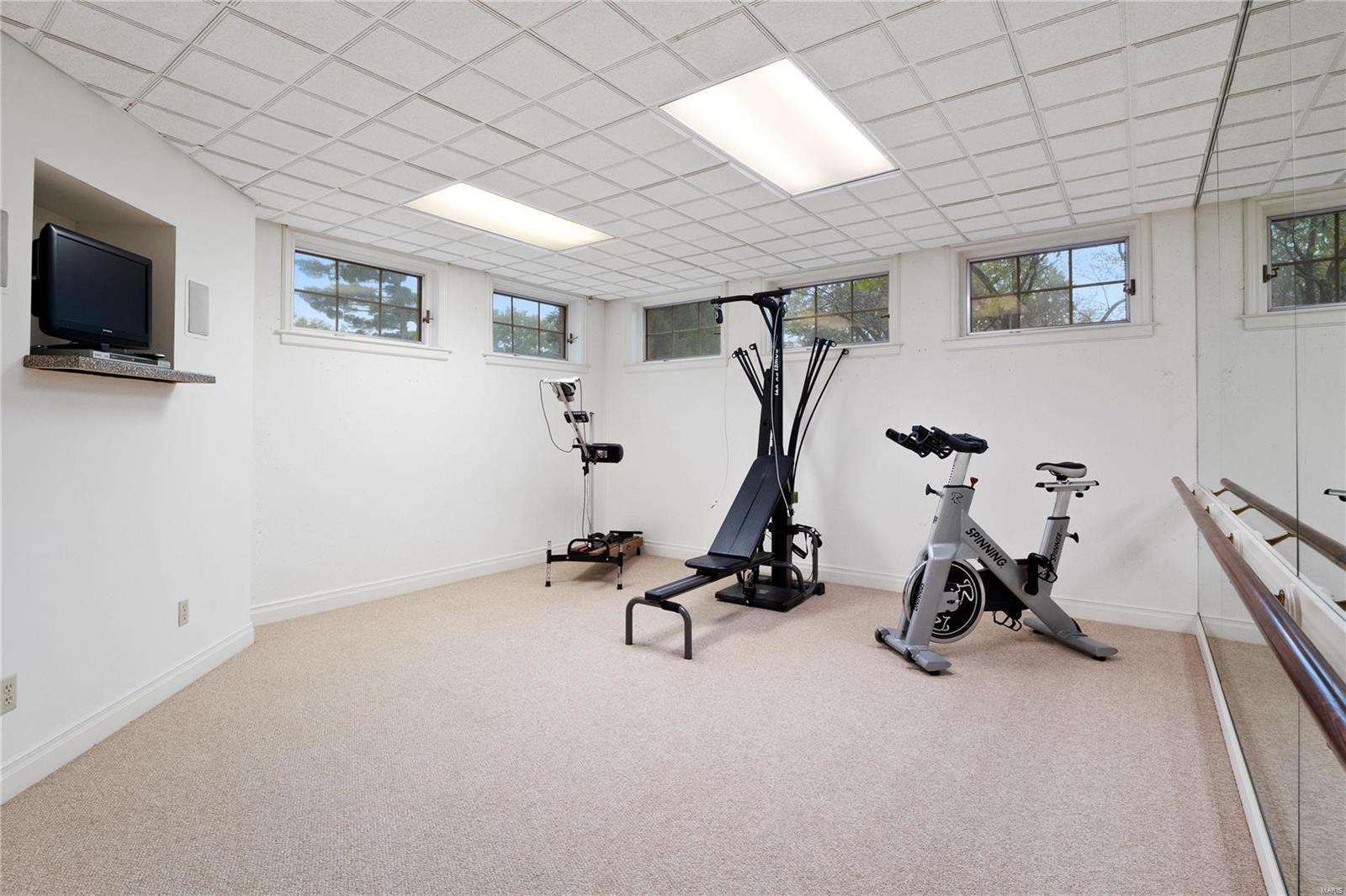 Steeplechase Lane - Residential