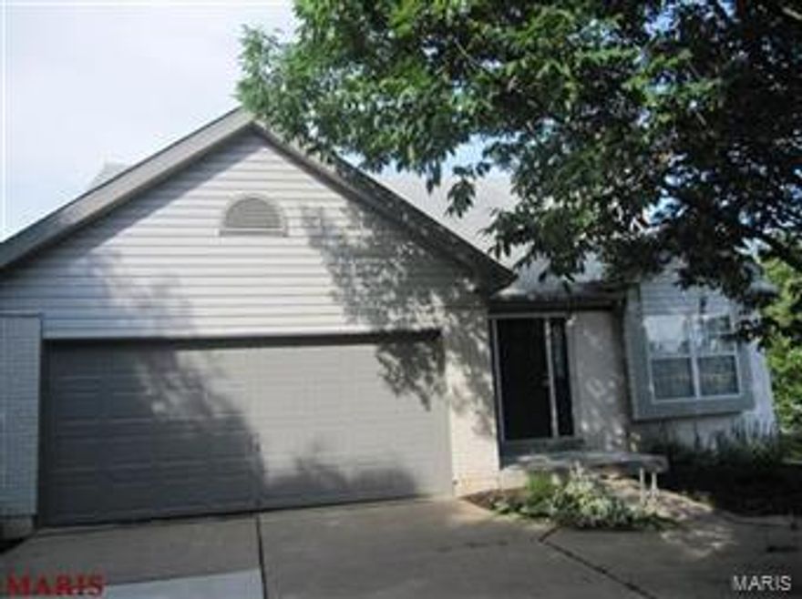 Very nice, neutral  and CLEAN home for lease in Wildwood.  Great view of the Lake from this 1.5 story home with 3 bedrooms, 2.5 baths & 2 car garage. Main floor master with updated bath plus large living room and updated kitchen on main level. Kitchen boasts  granite counters, ceramic floor, newer sink, dishwasher , electric range,  and oak cabinets. Subdivision pool, tennis courts, clubhouse and lake are all within walking distance for you to enjoy! AAA rated Rockwood School district. One pet negotiable. NO SMOKING. NO SHOW TILL SUNDAY 5-17-2015