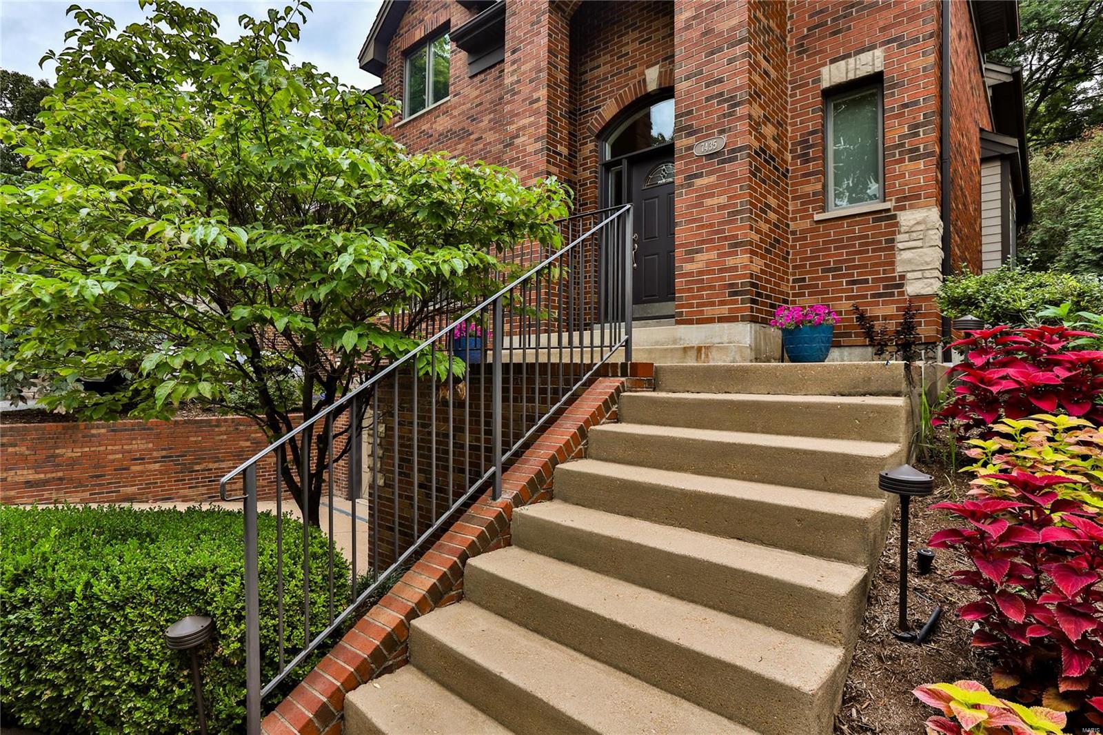 Alta Dena - Residential