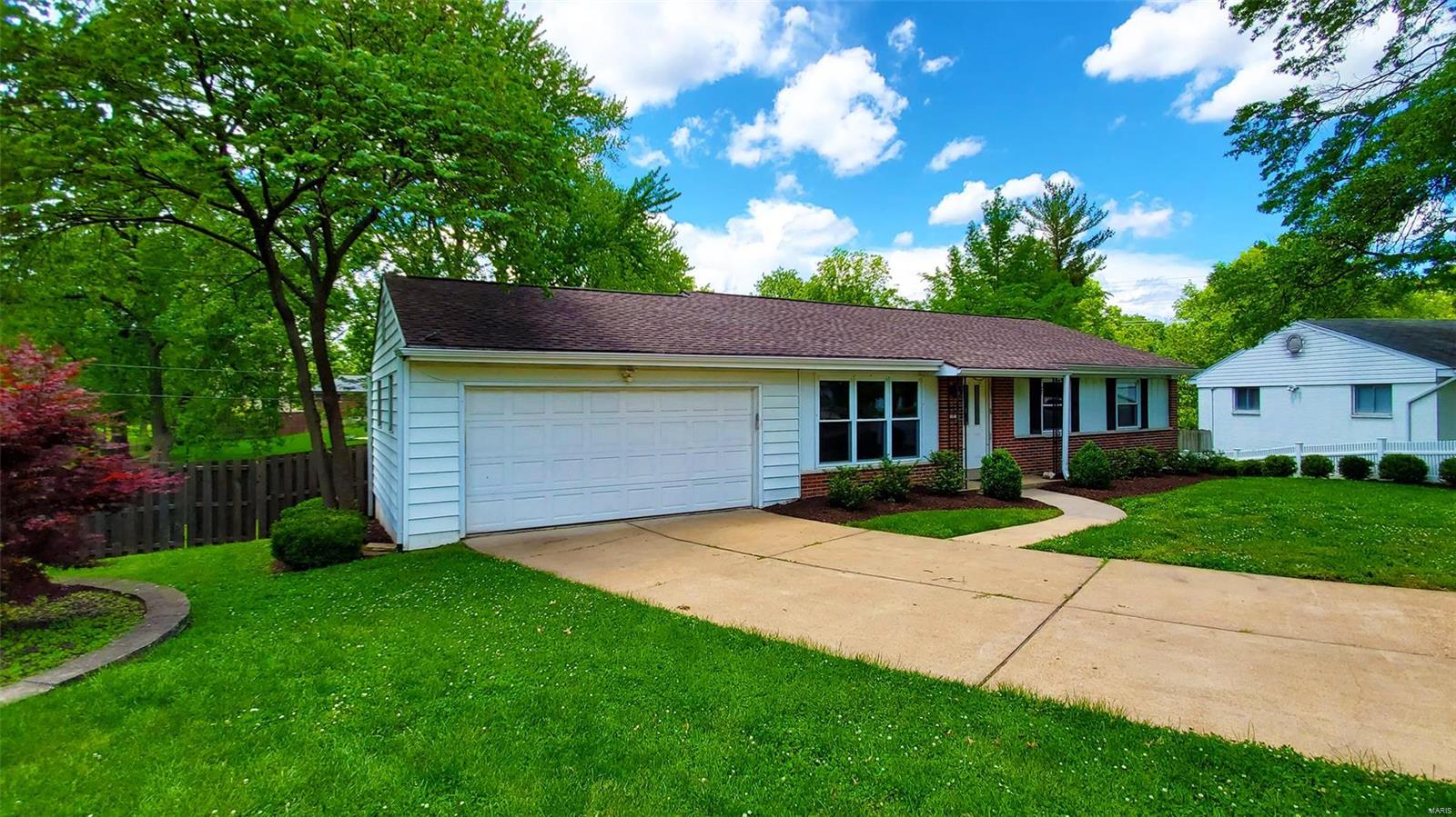 Geyer Manor - Residential