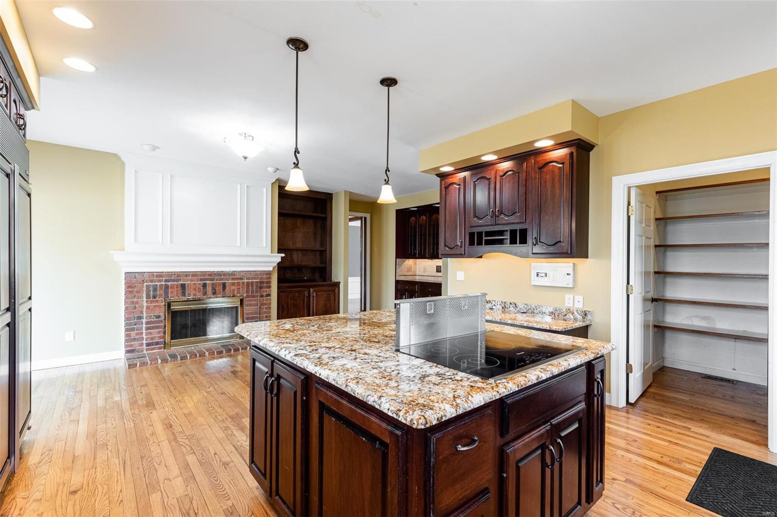 Kingspointe 2A - Residential