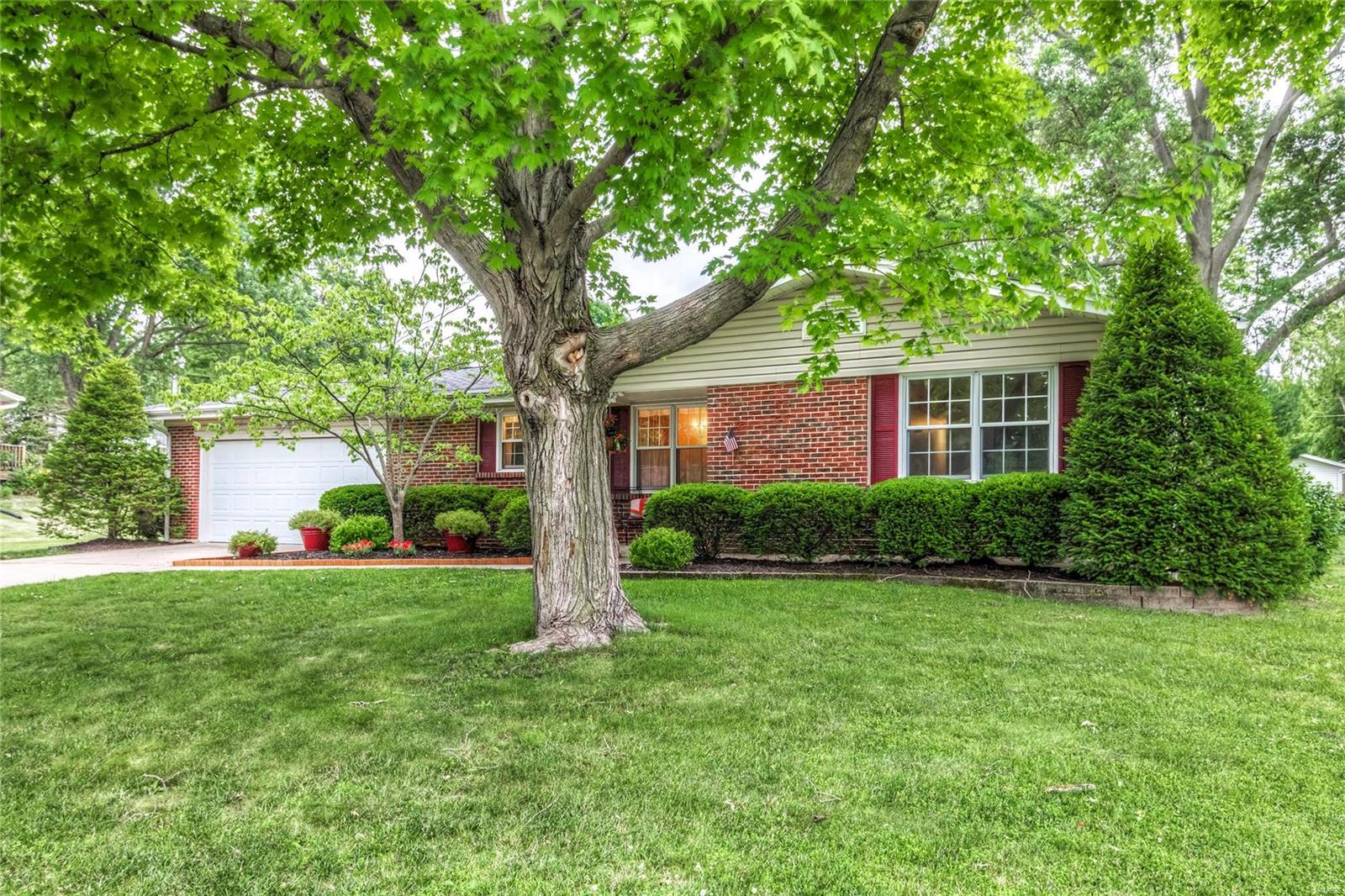 Oak Tree Estate - Residential