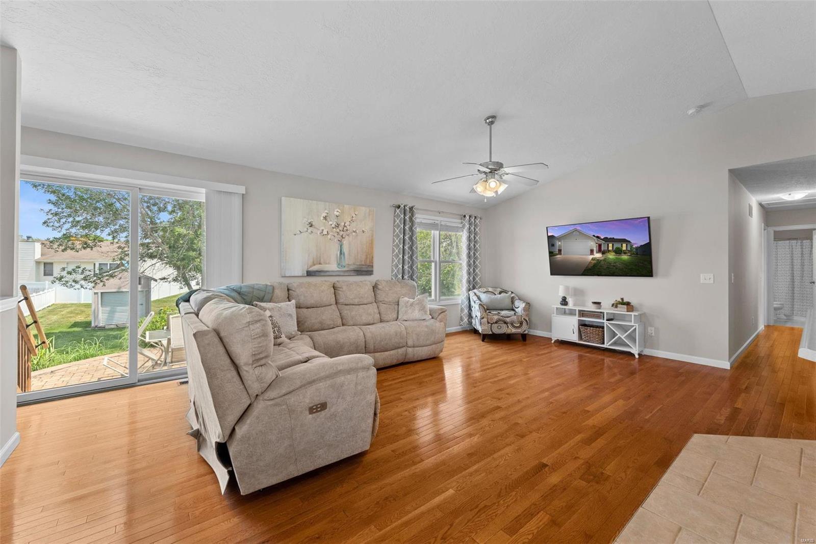 Whitetail Xing - Residential