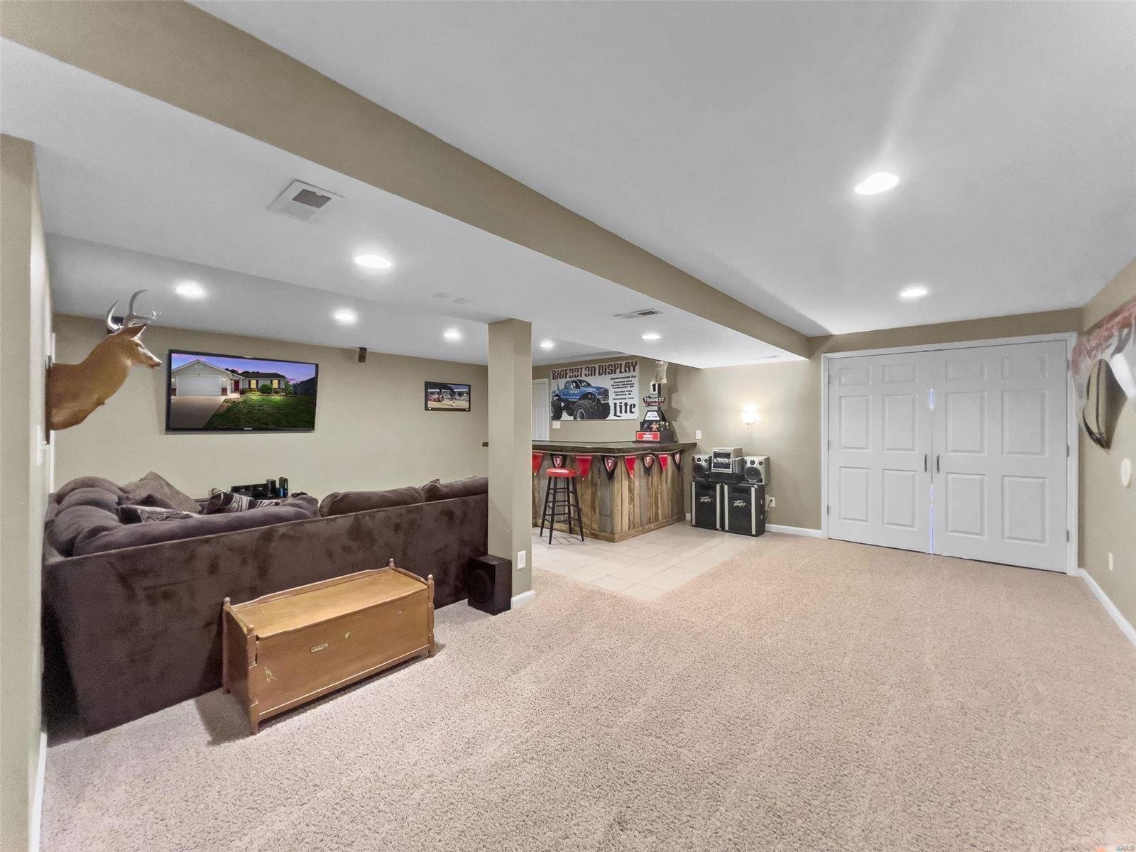 Whitetail Xing - Residential