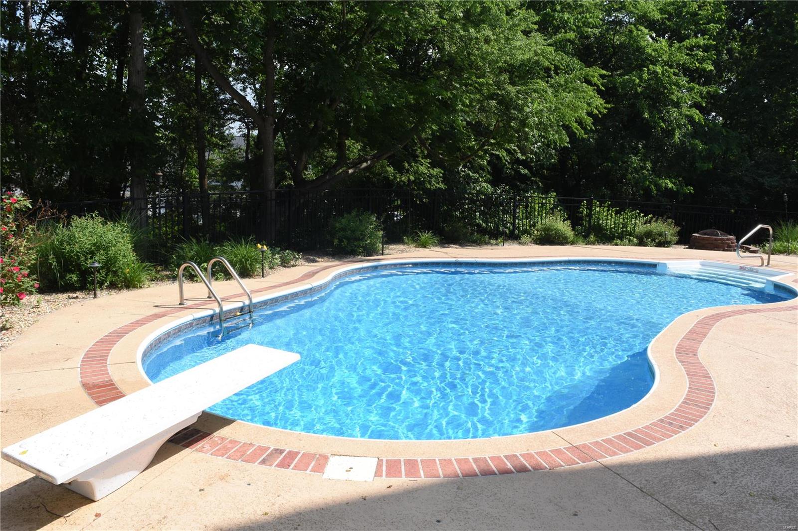 Pine Creek - Residential